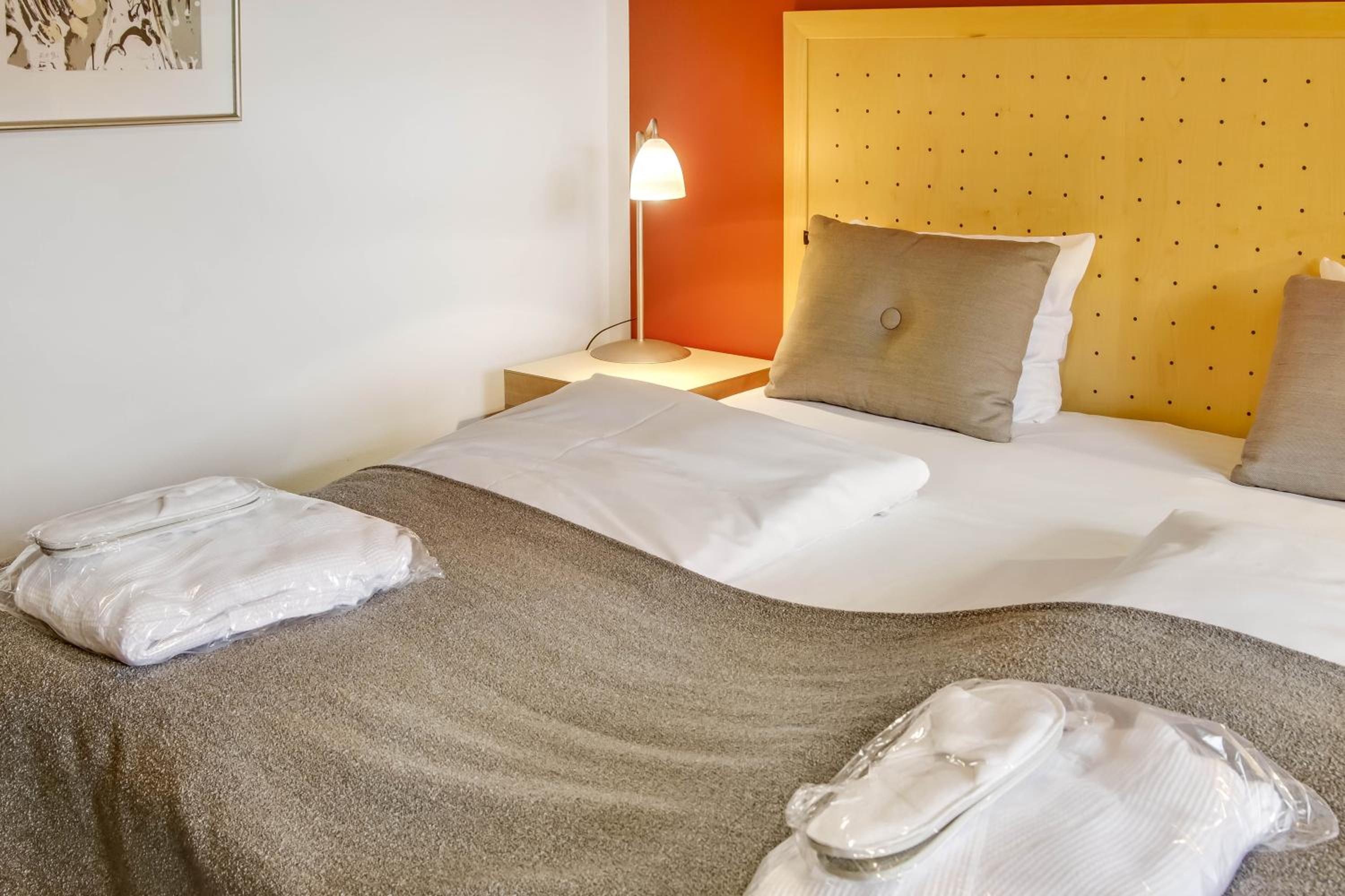 Deluxe Double Room - Photo 15
