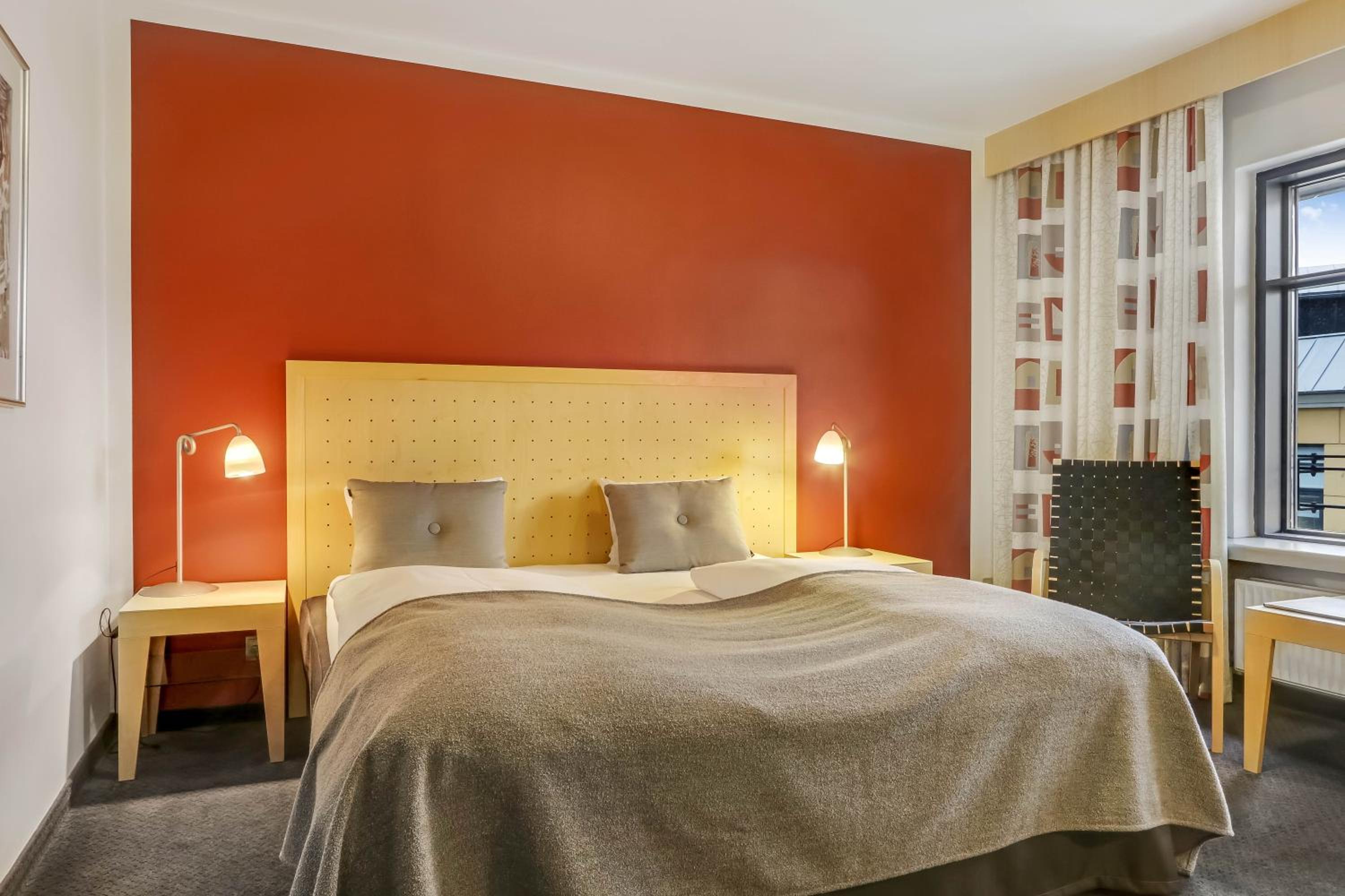 Deluxe Double Room - Photo 11
