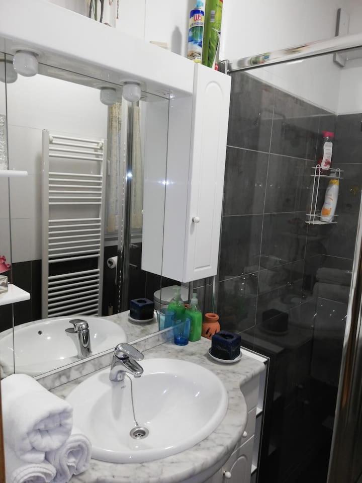 Apartment - Photo 2