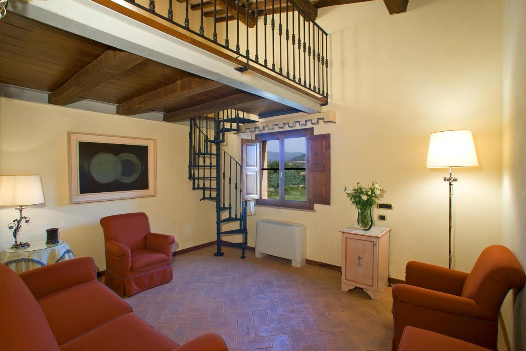 Deluxe Triple Room - Photo 3