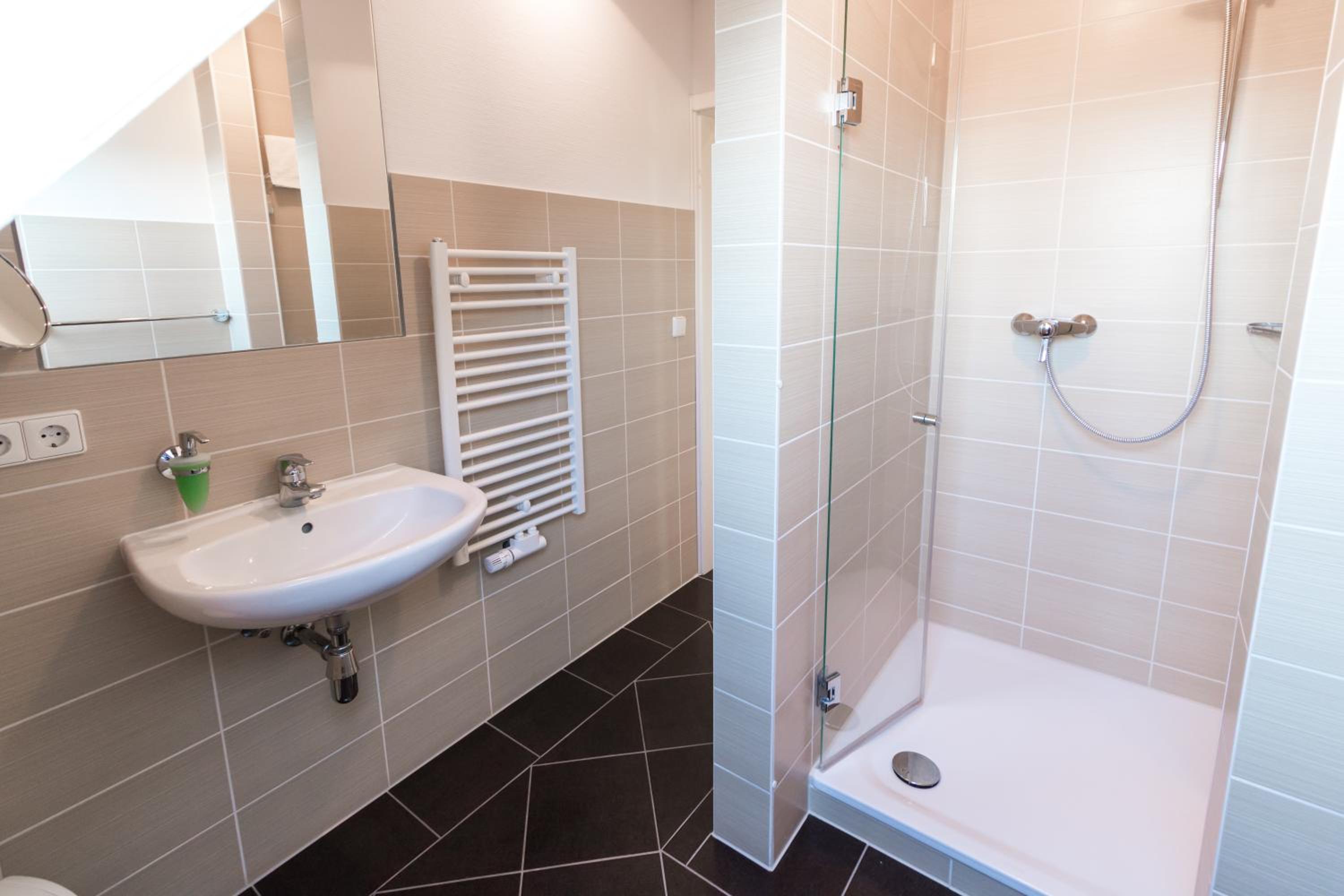 Three-Bedroom Suite photo 2