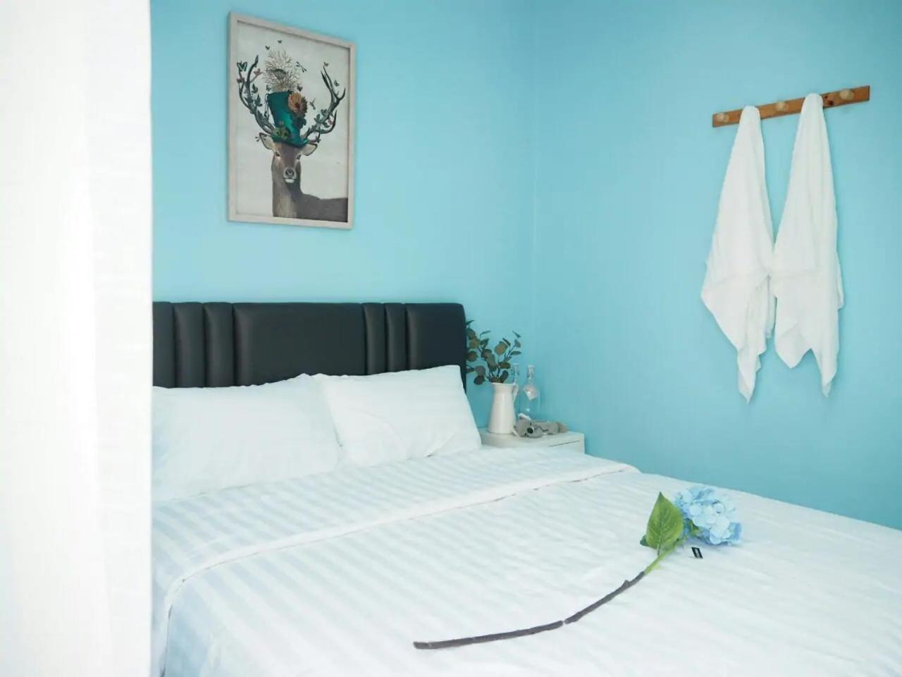 Budget Double Room photo 2