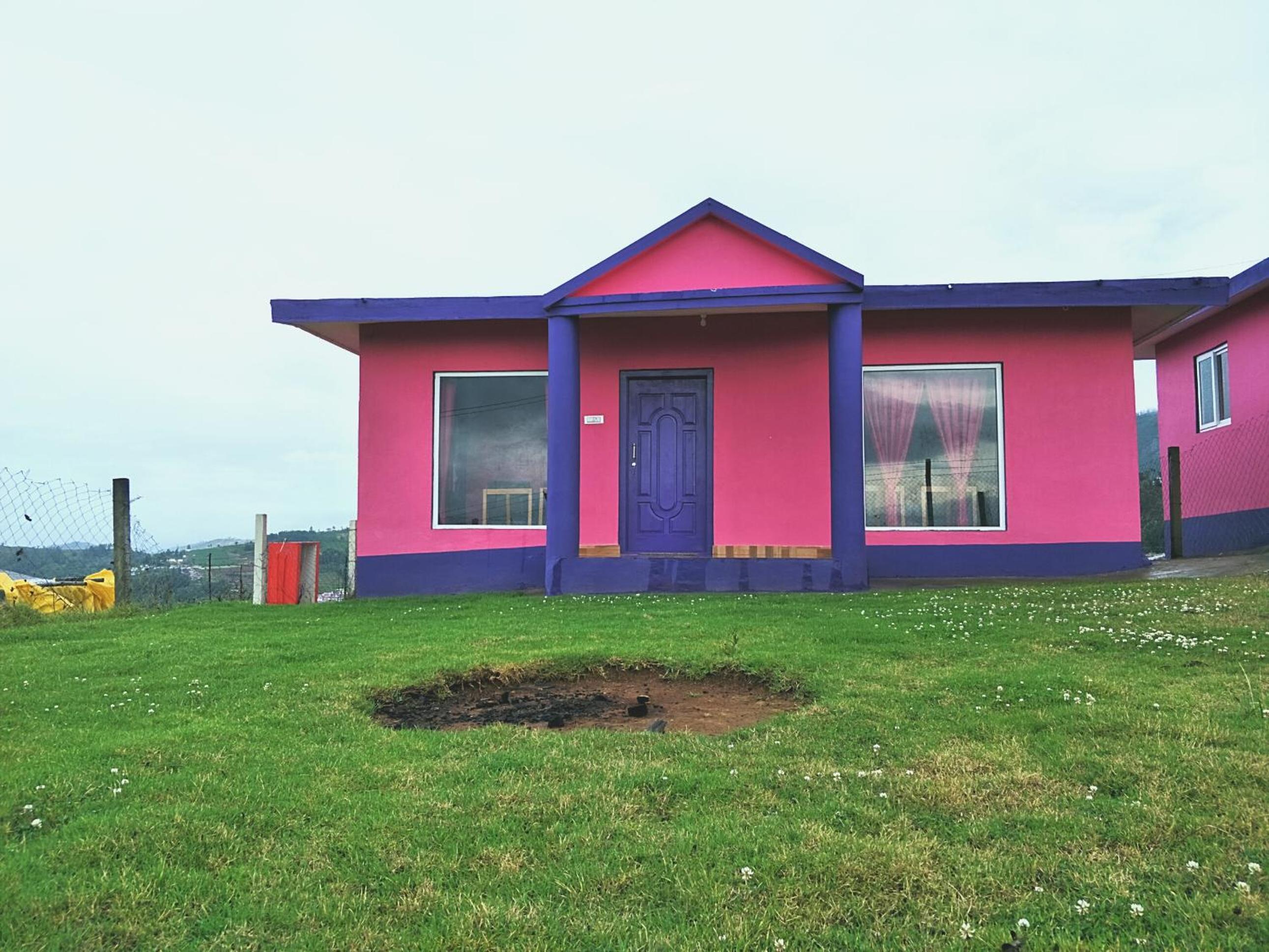 Two-Bedroom Cottage - Photo 10