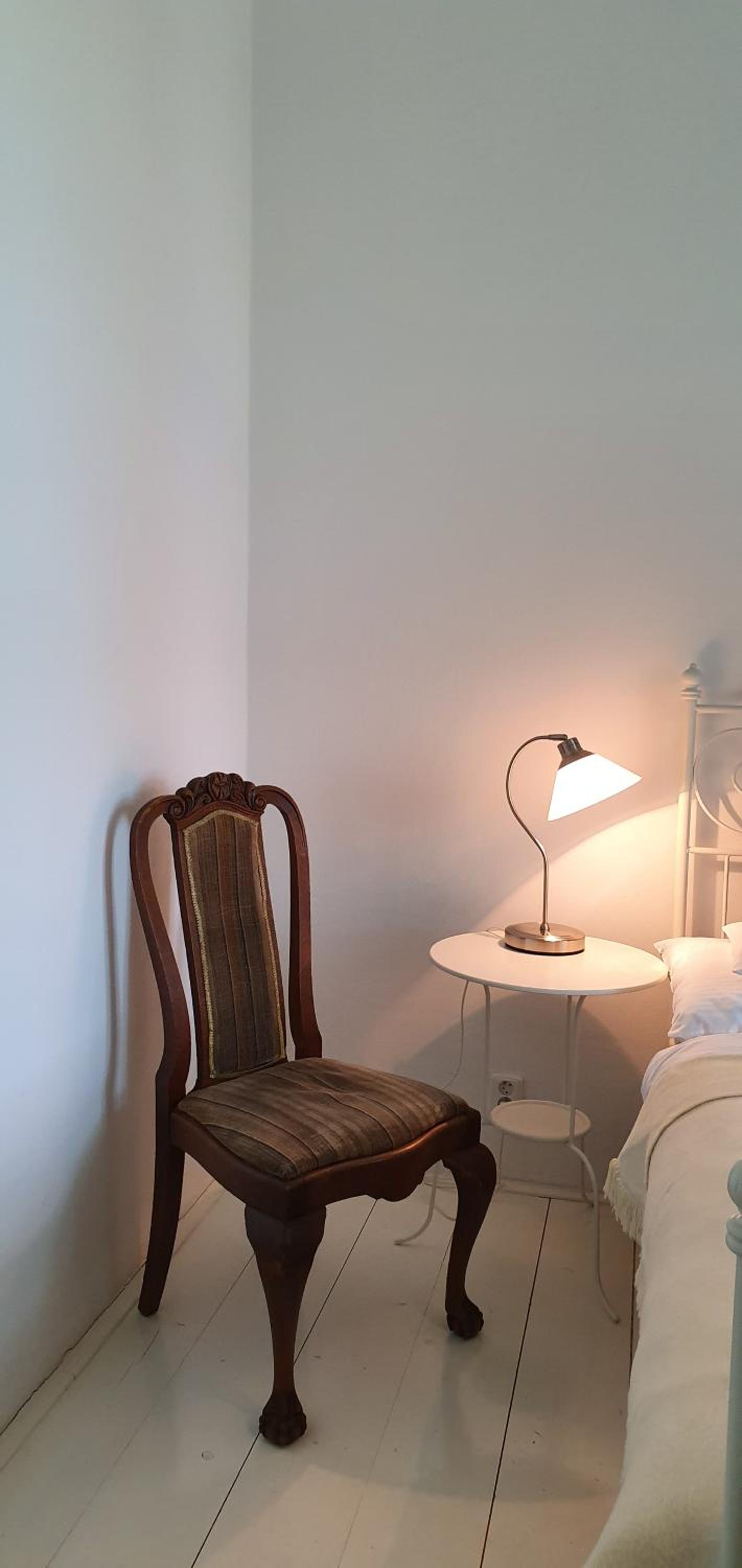 Standard Double Room - Photo 4