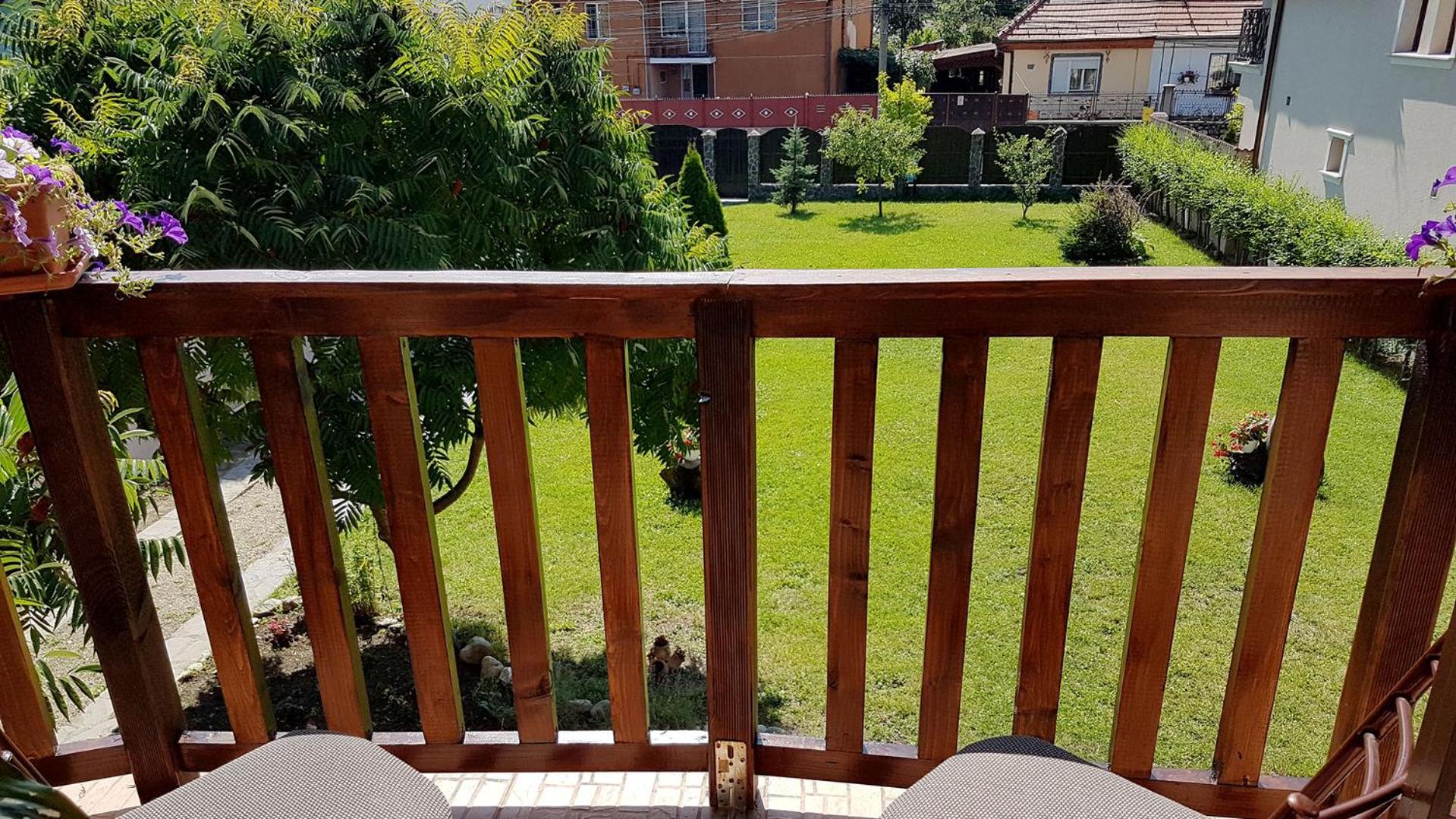 Villa with Garden View - Photo 10