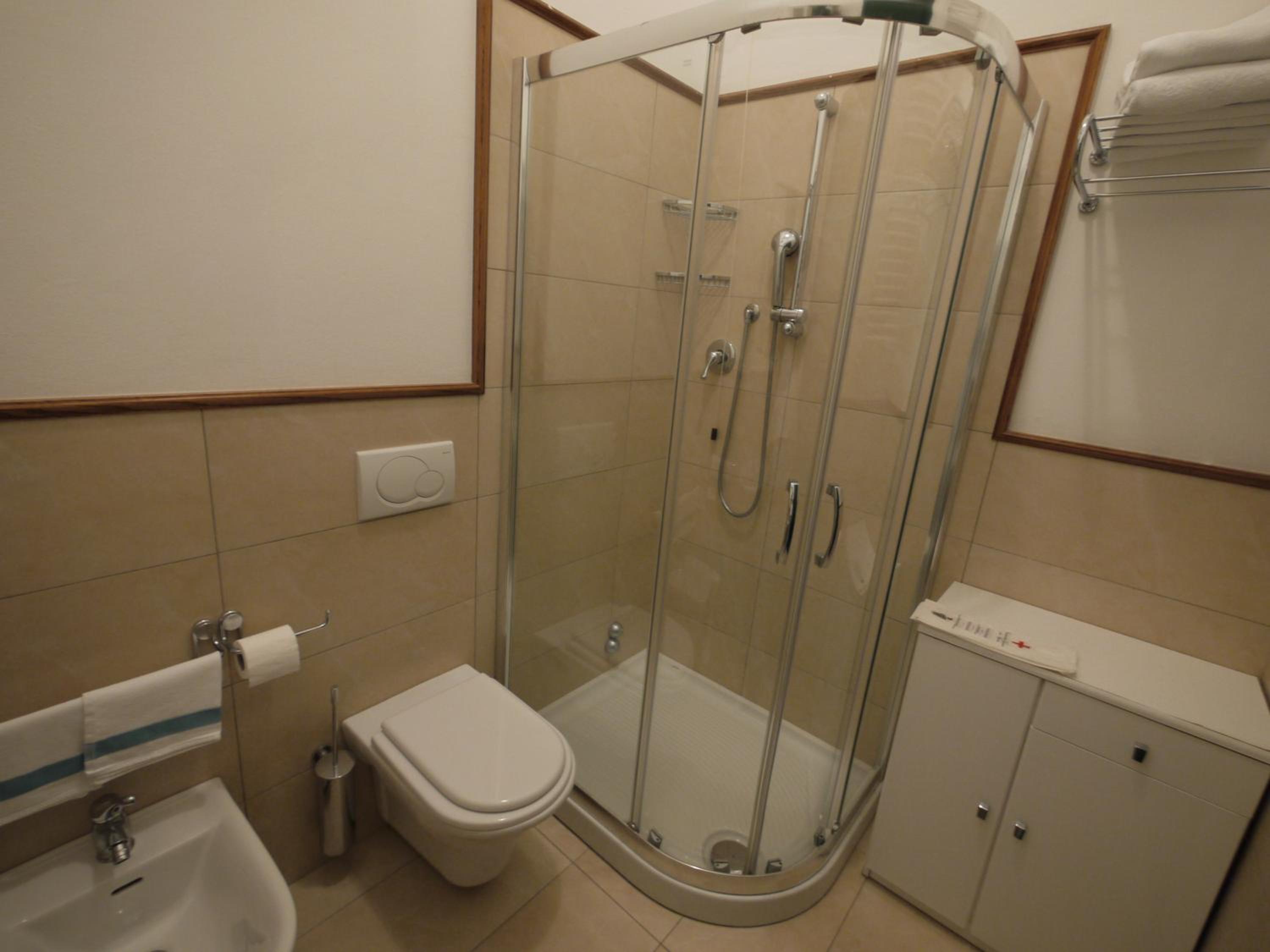 Double or Twin Room with Sea View photo 3