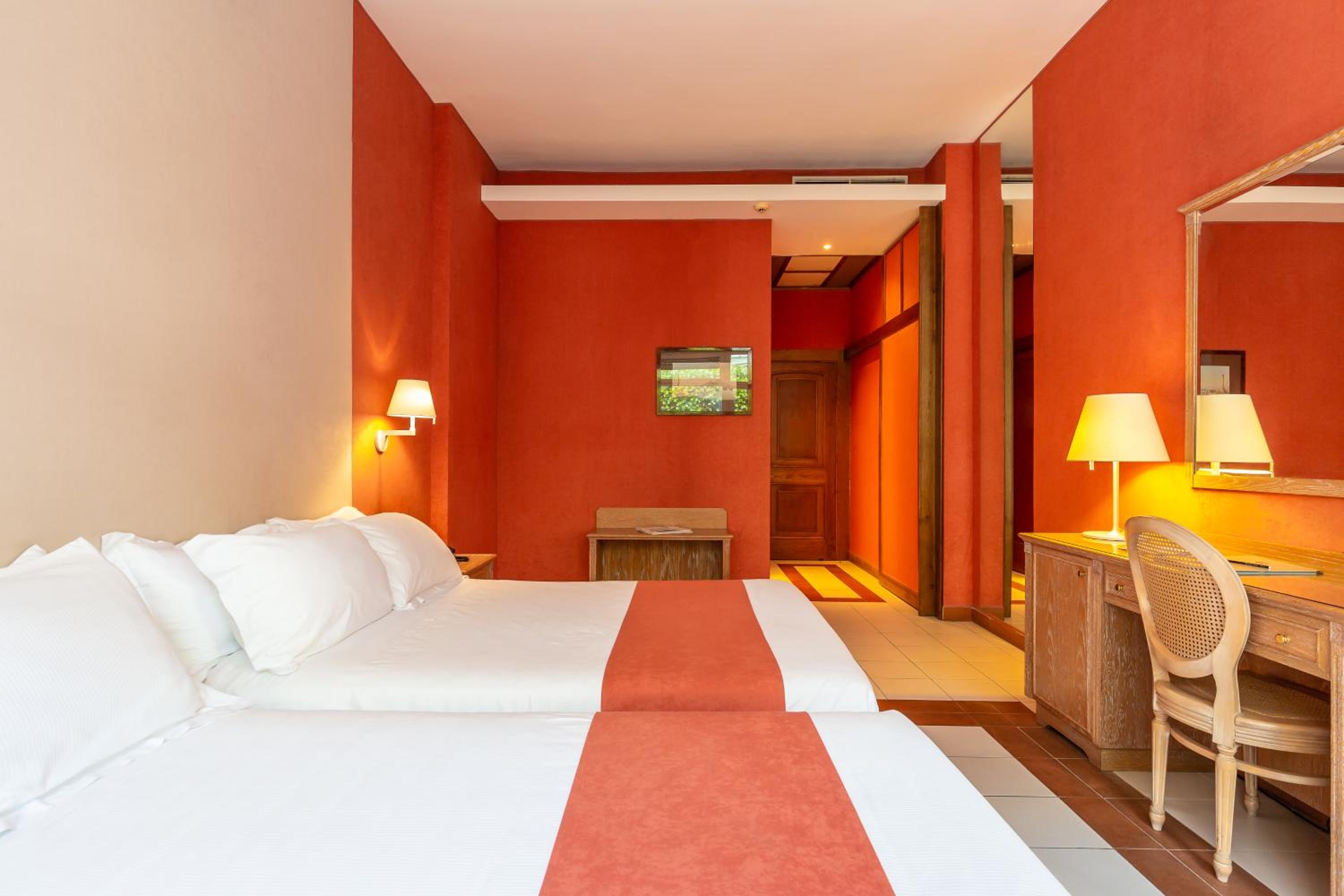 Economy Single Room