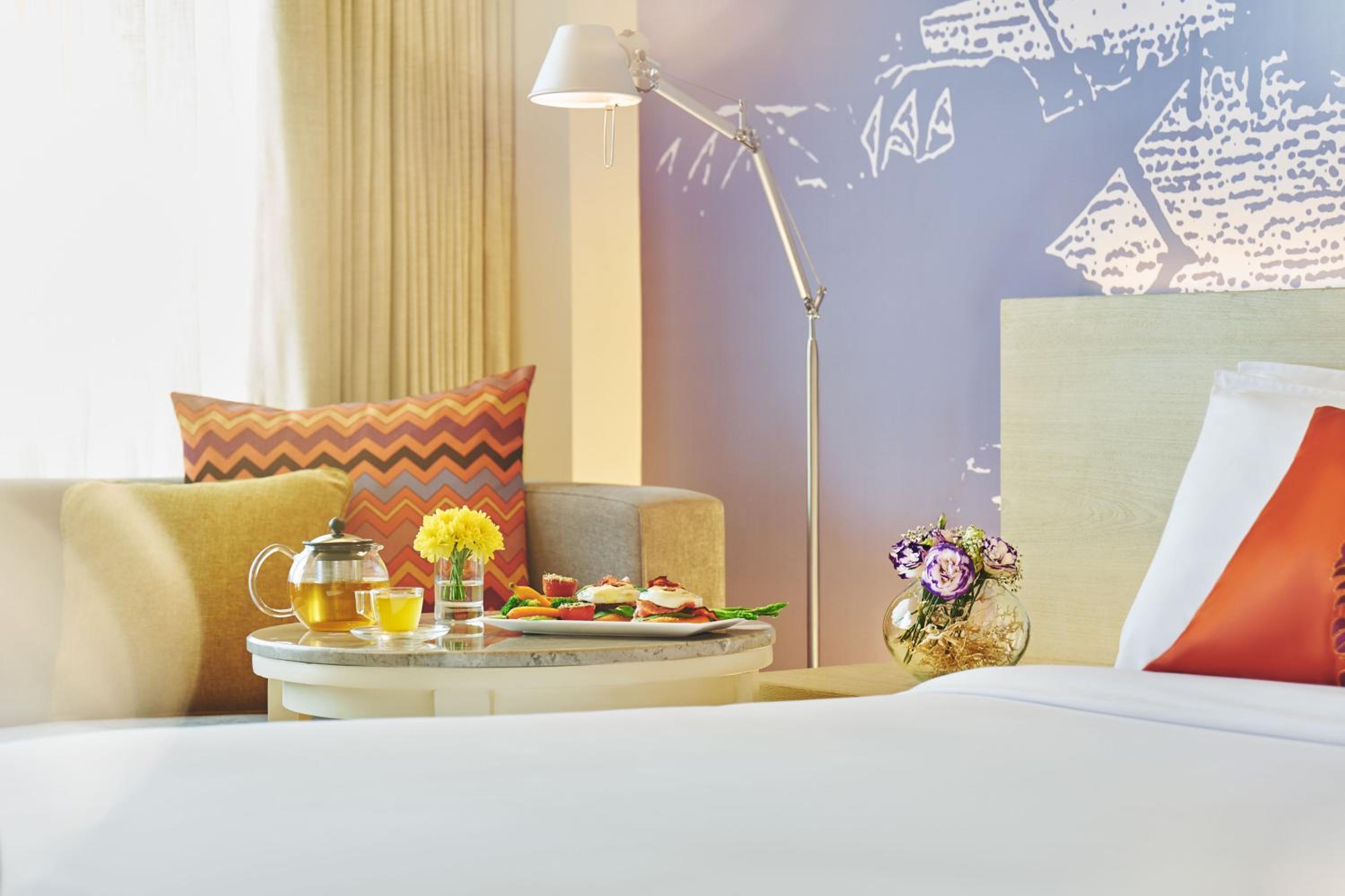 Deluxe Room City View King Bed photo 1