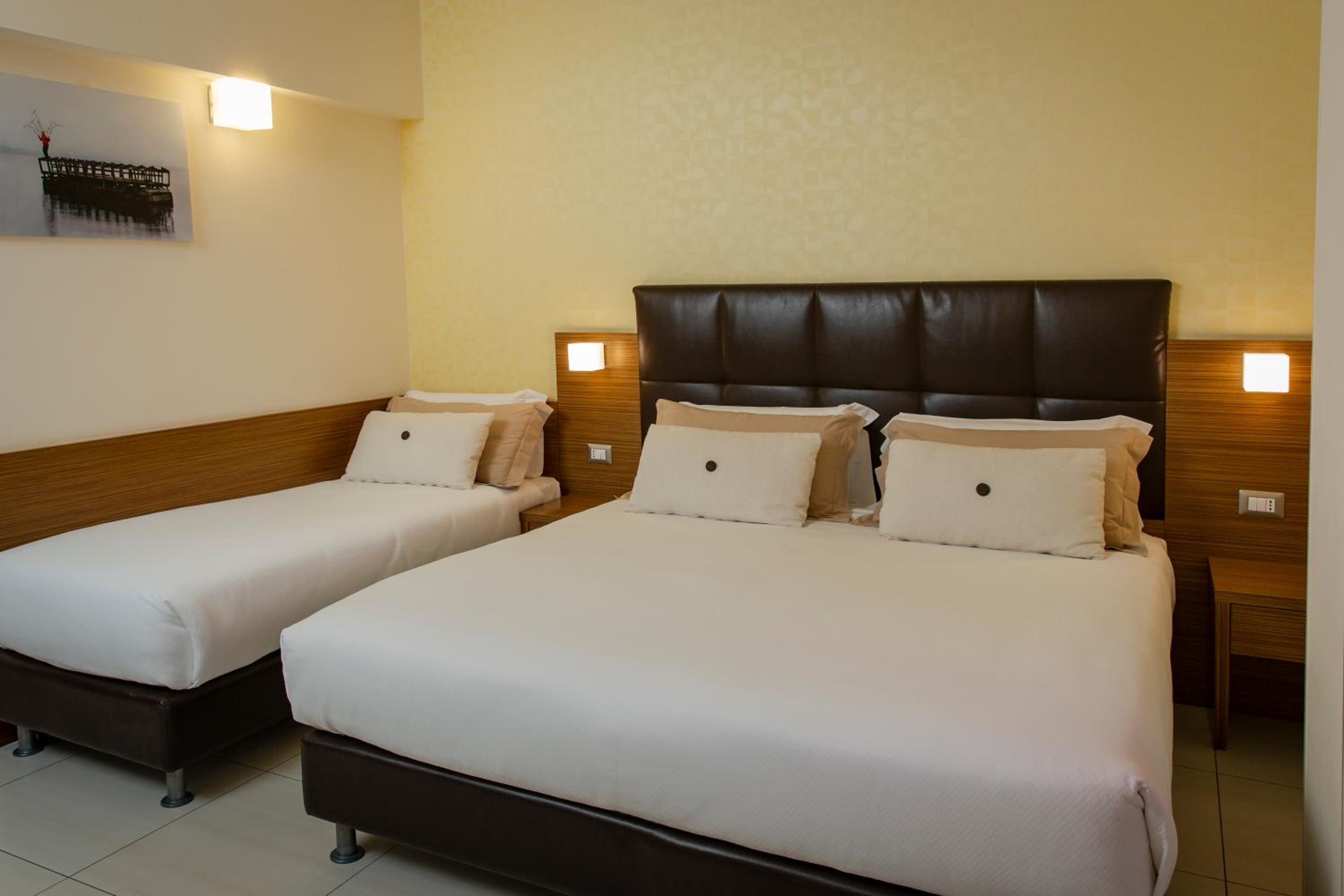 Superior Triple Room - Photo 17