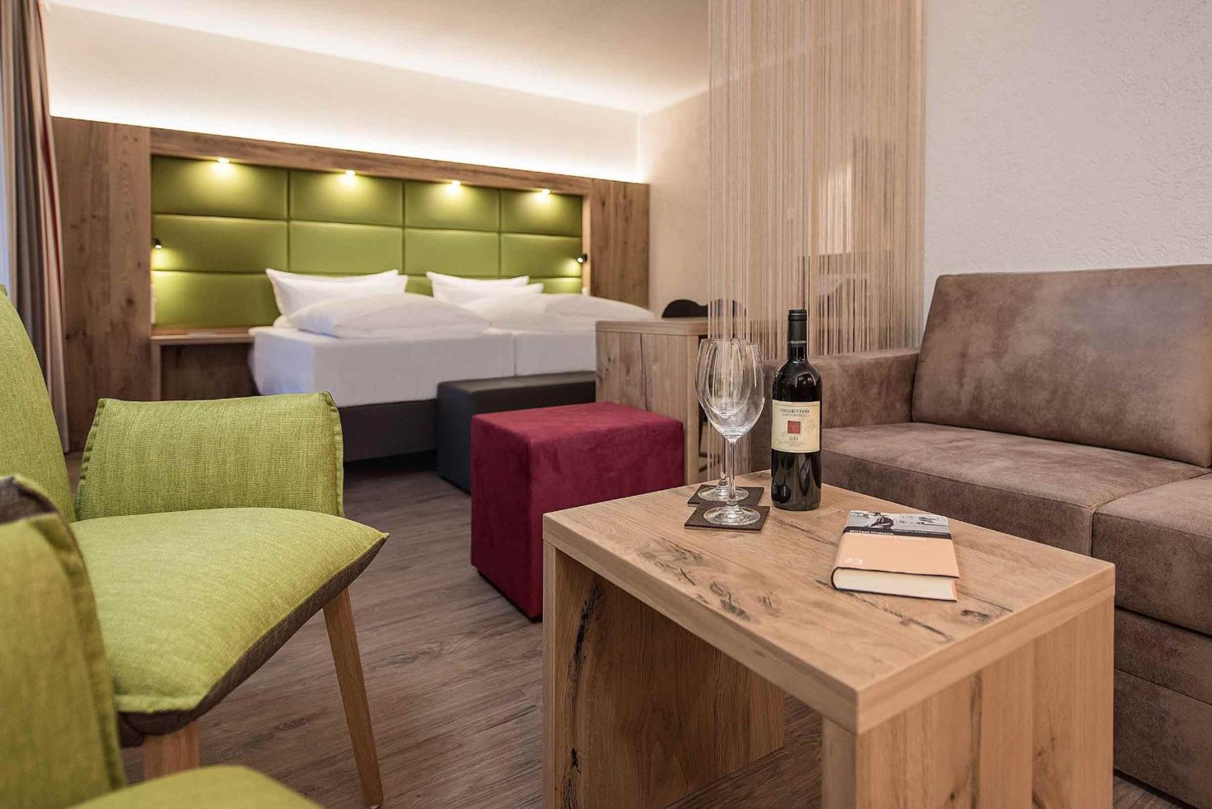 Deluxe Room - Photo 1
