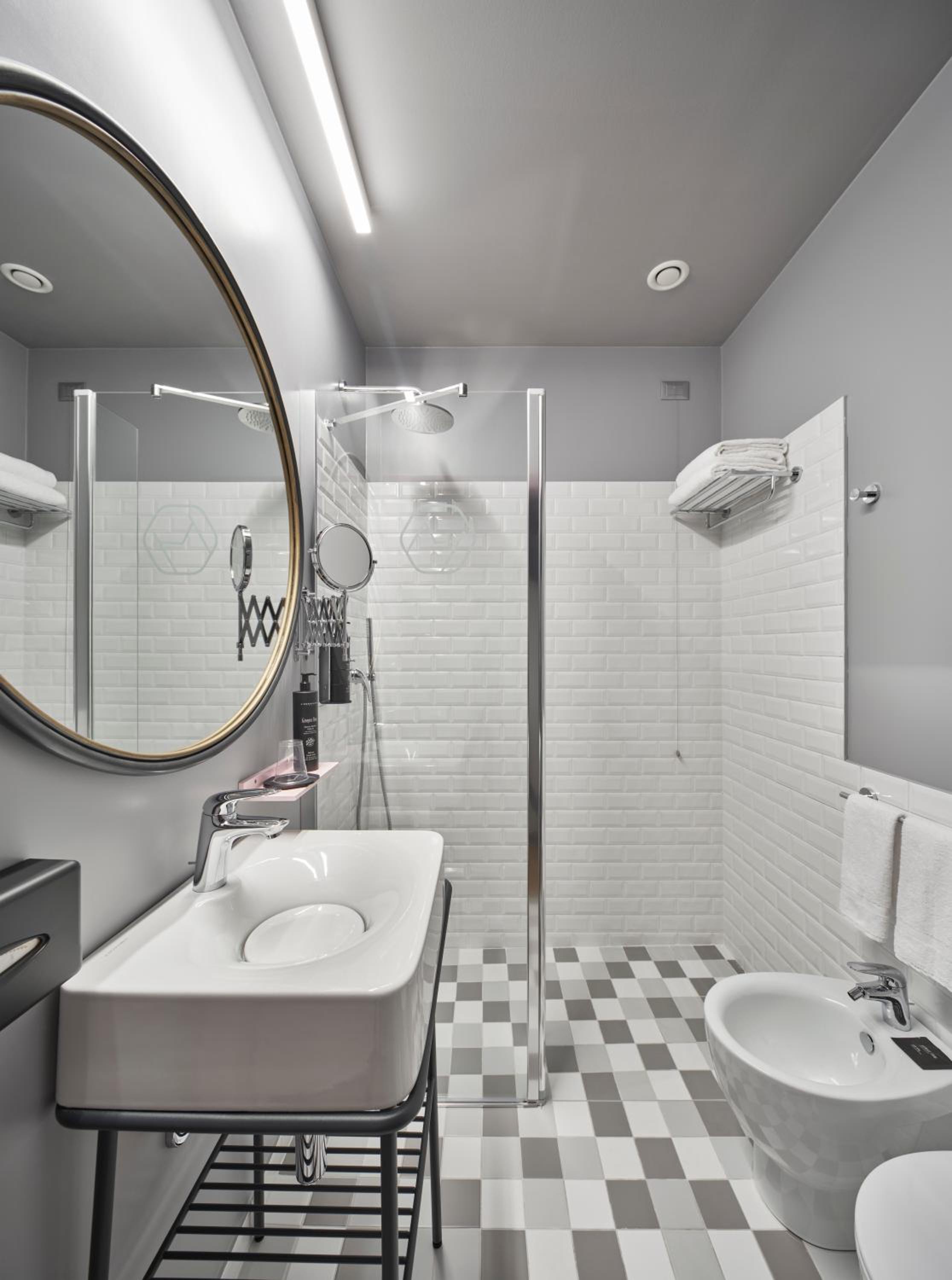 Budget Double or Twin Room - Photo 5