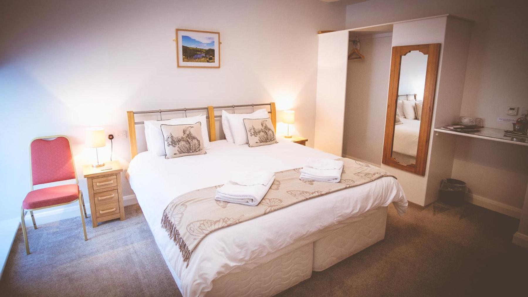 Ground Floor Double or Twin Room with Shower photo 1