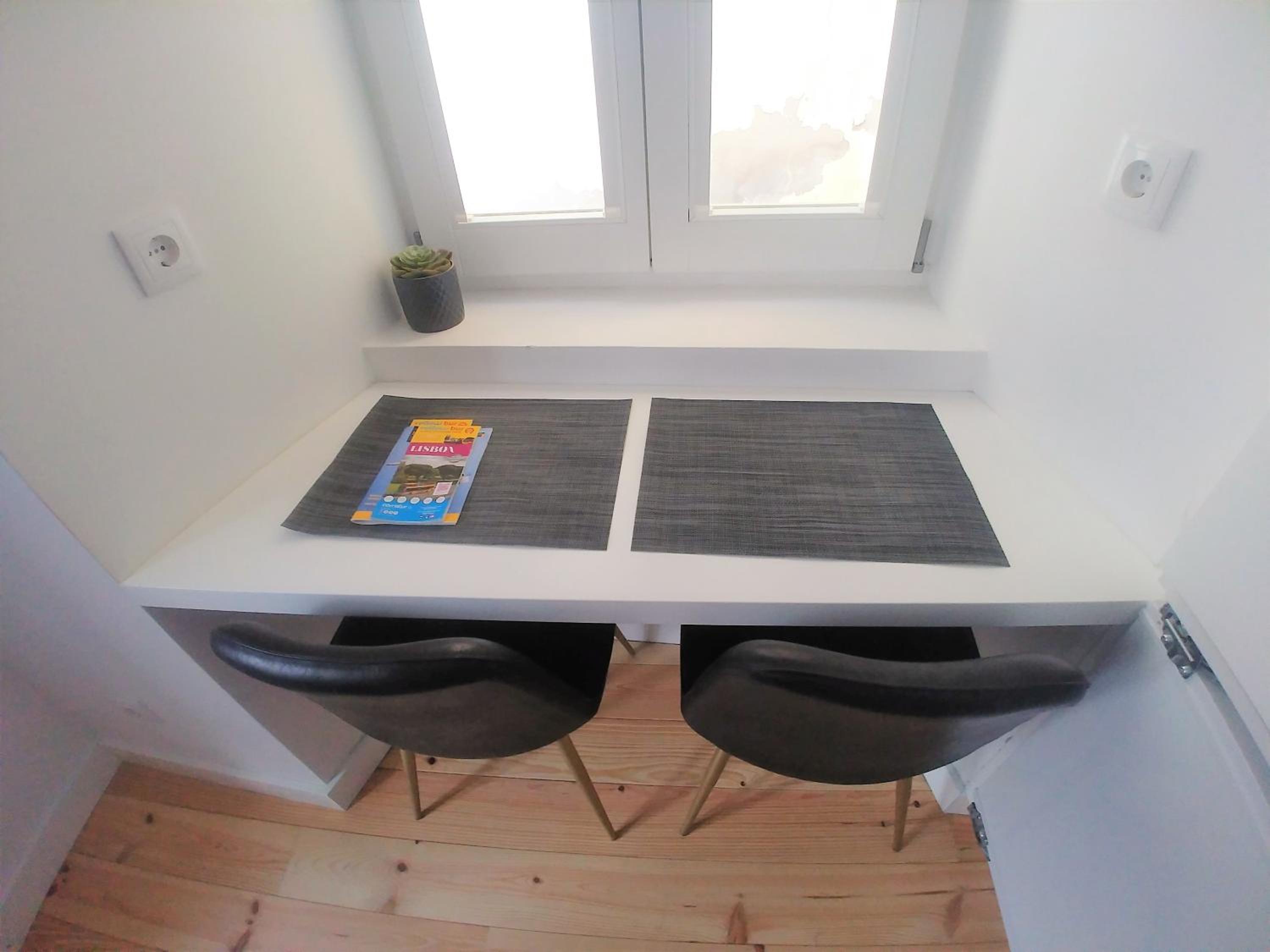 Studio Apartment - Photo 9