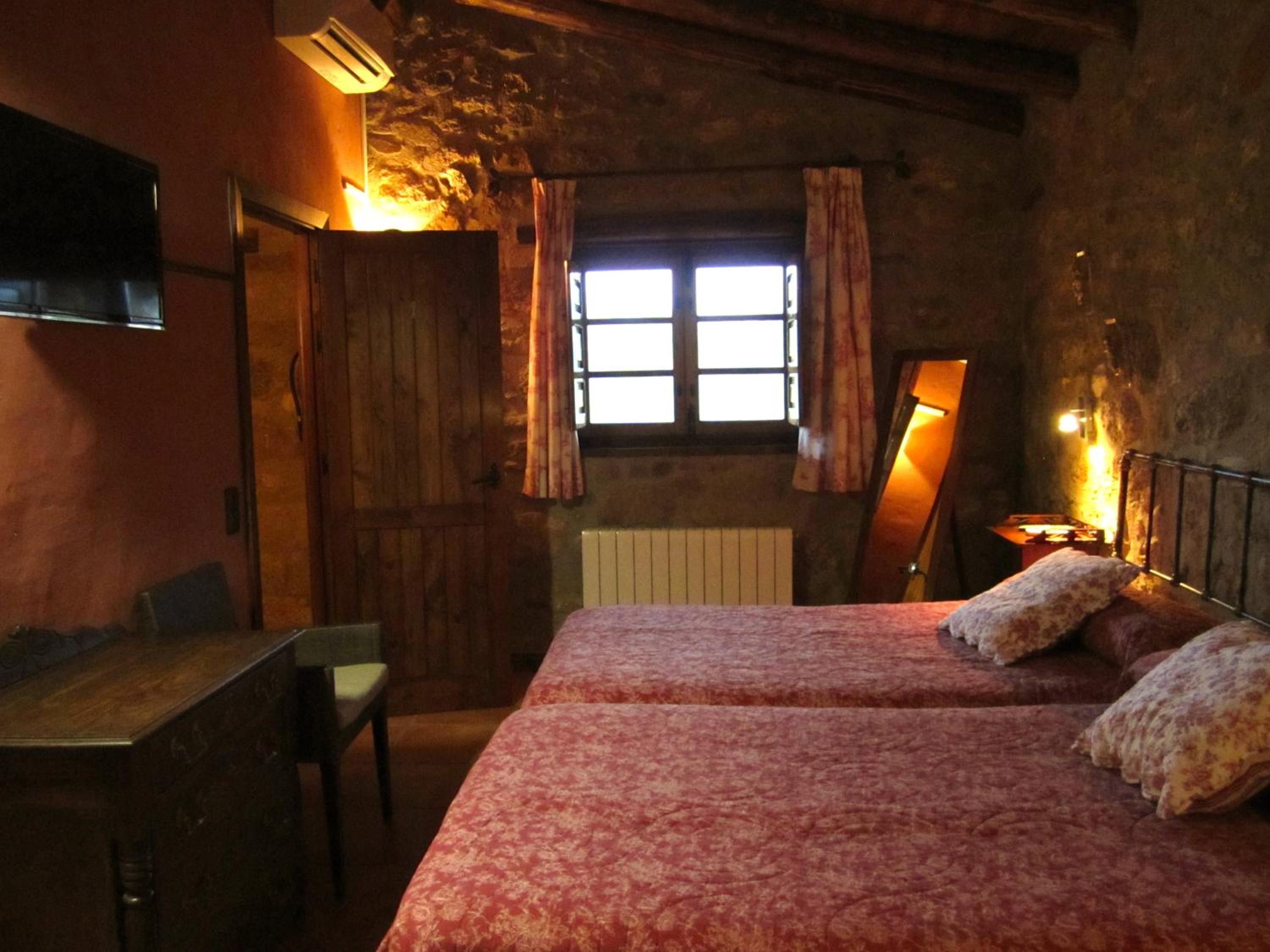 Apartamento de dos habitaciones con balcón