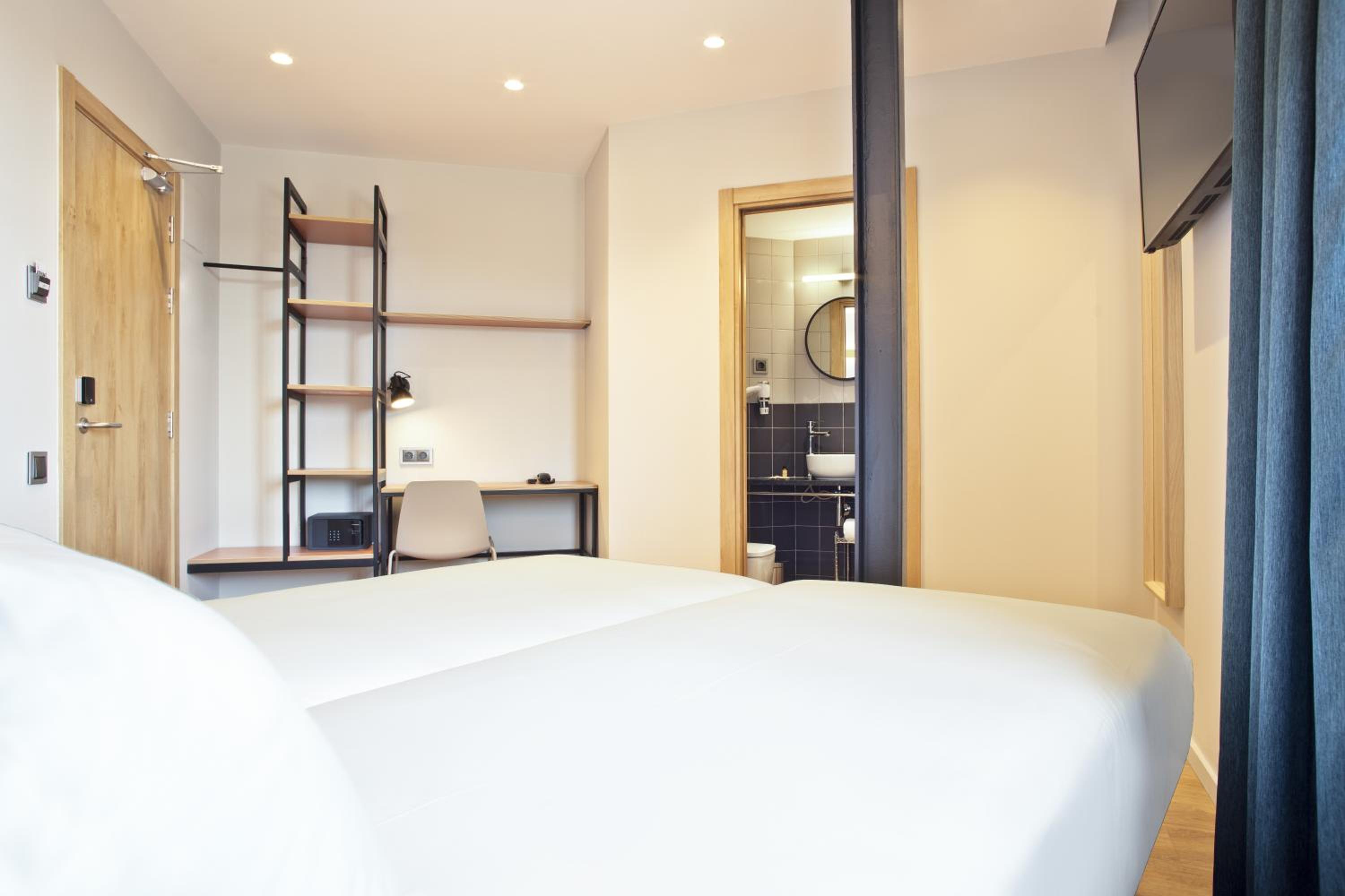 Double or Twin Room photo 1