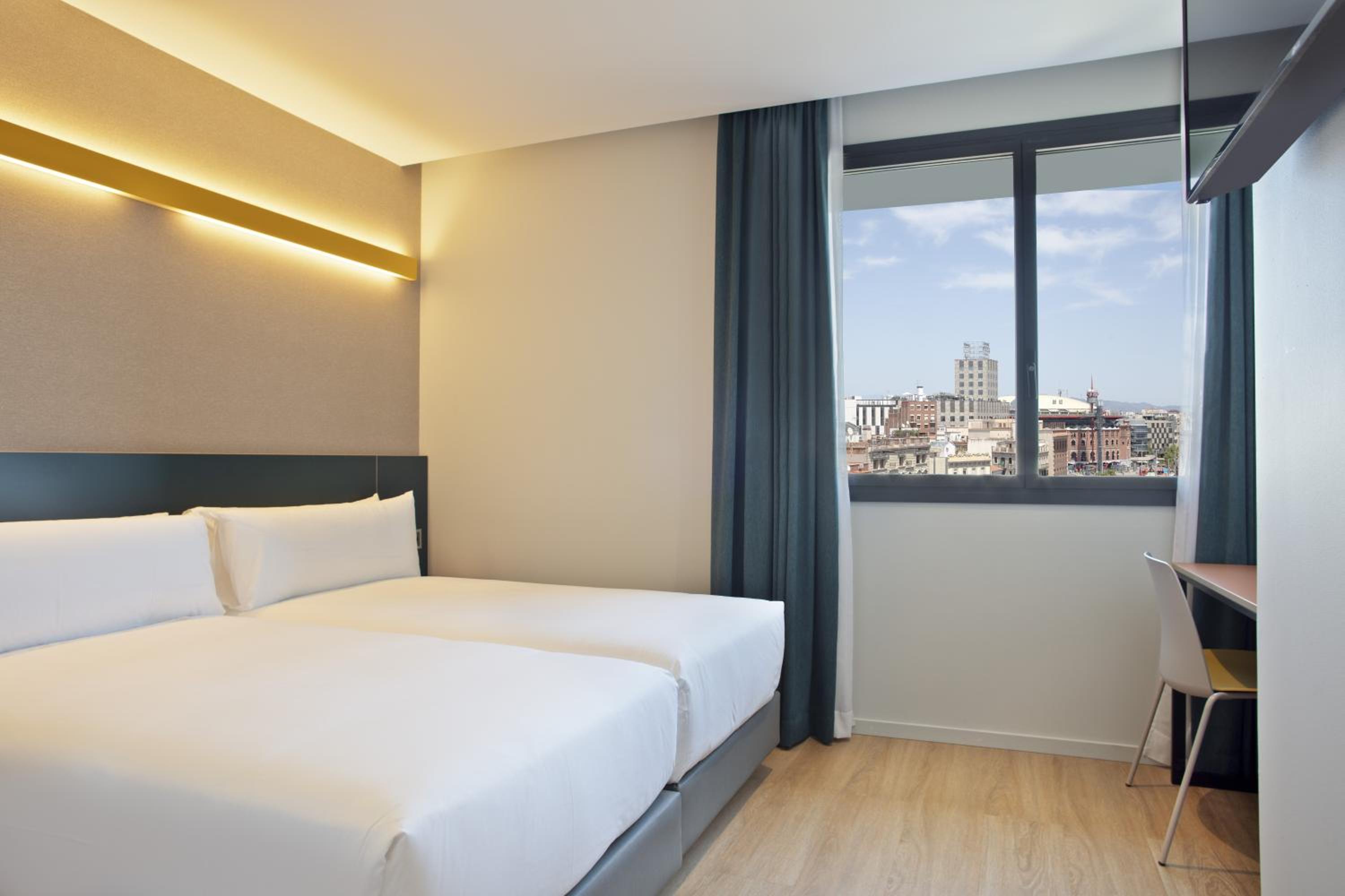 Double or Twin Room photo 3