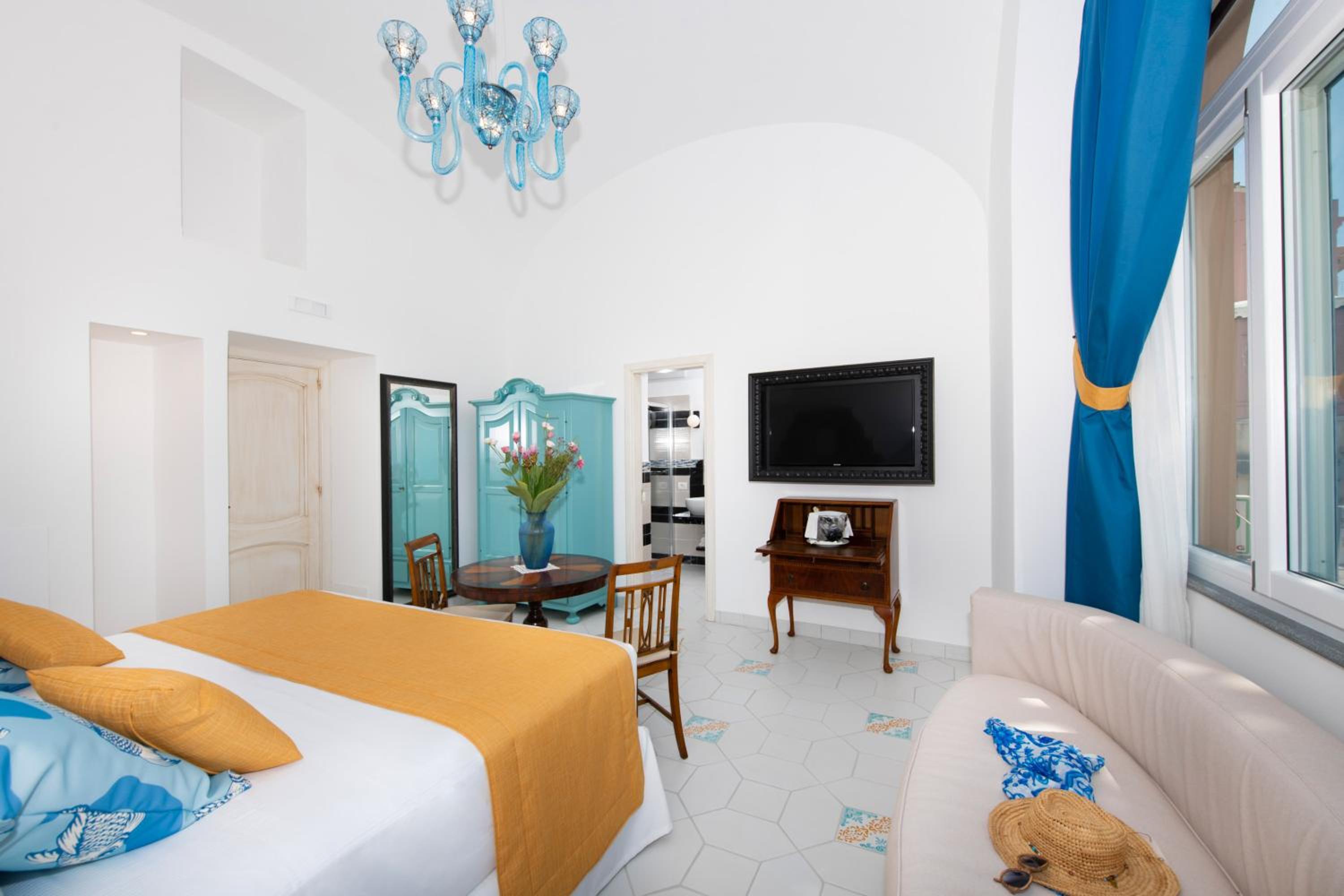 Four-Bedroom Villa - Annex