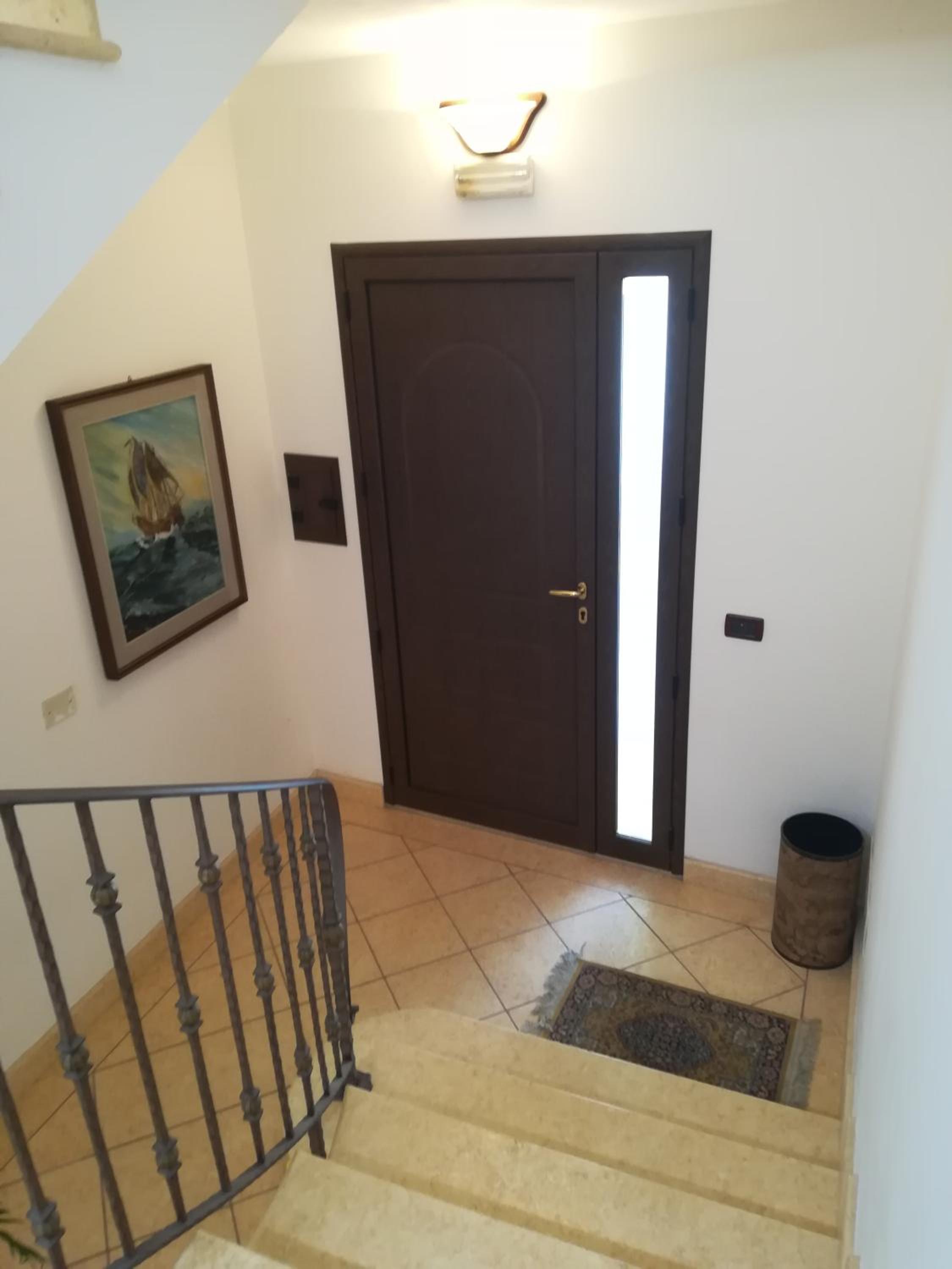One-Bedroom Apartment - Photo 12