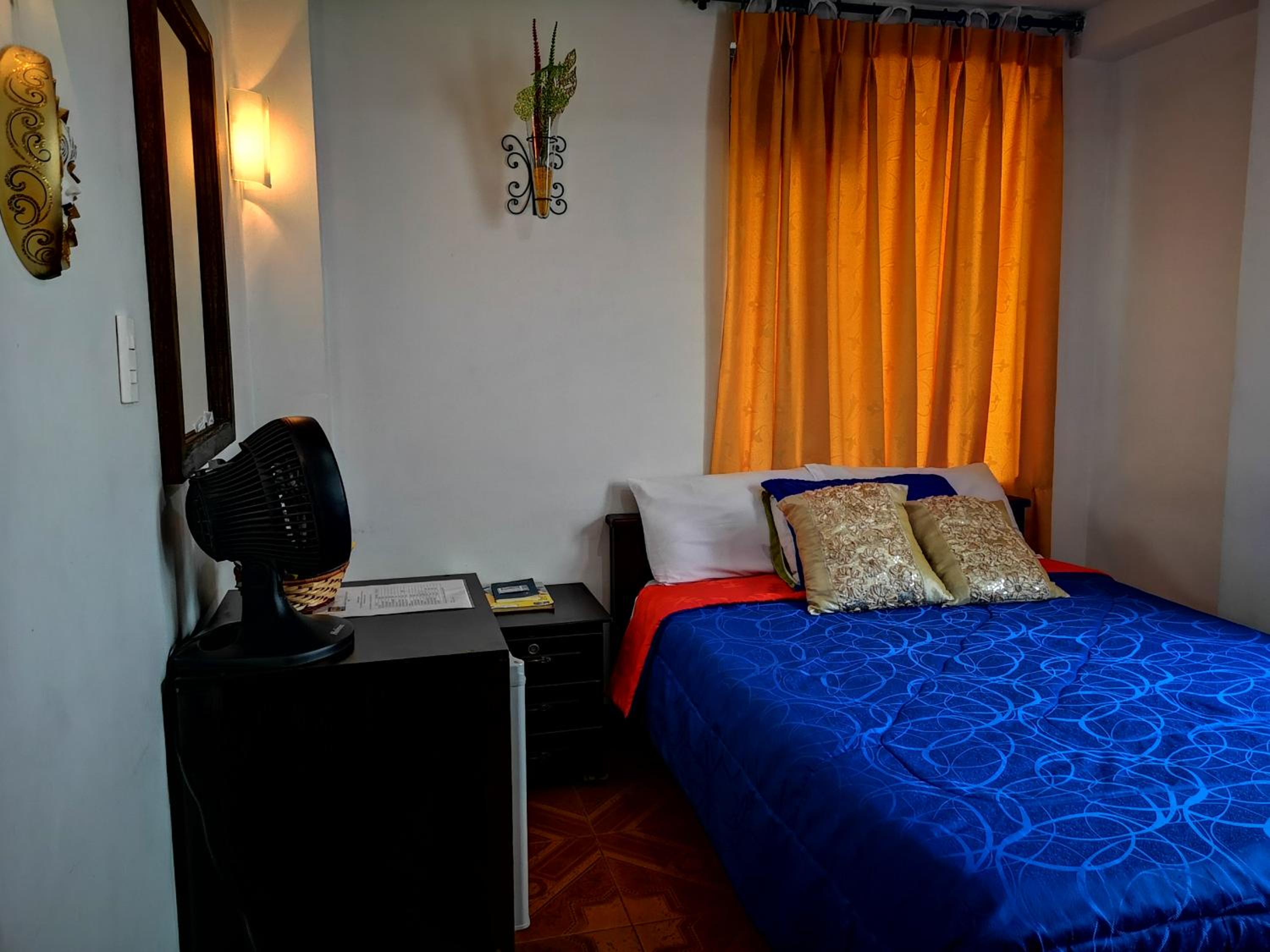 Double Room with Private Bathroom photo 3