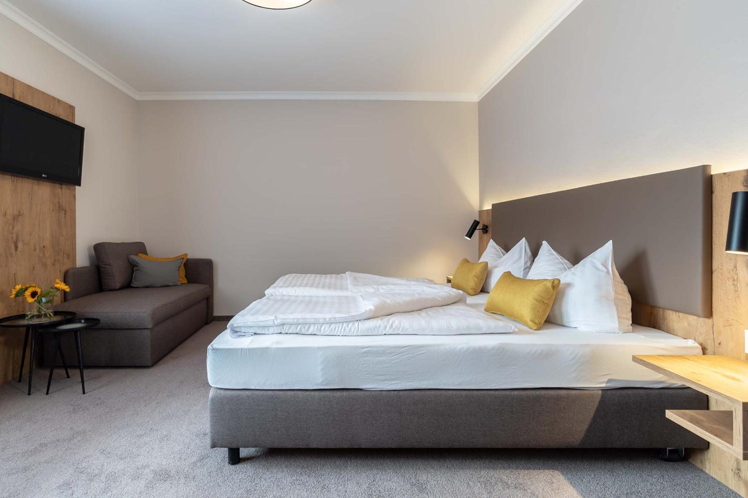Standard Double Room - Photo 6