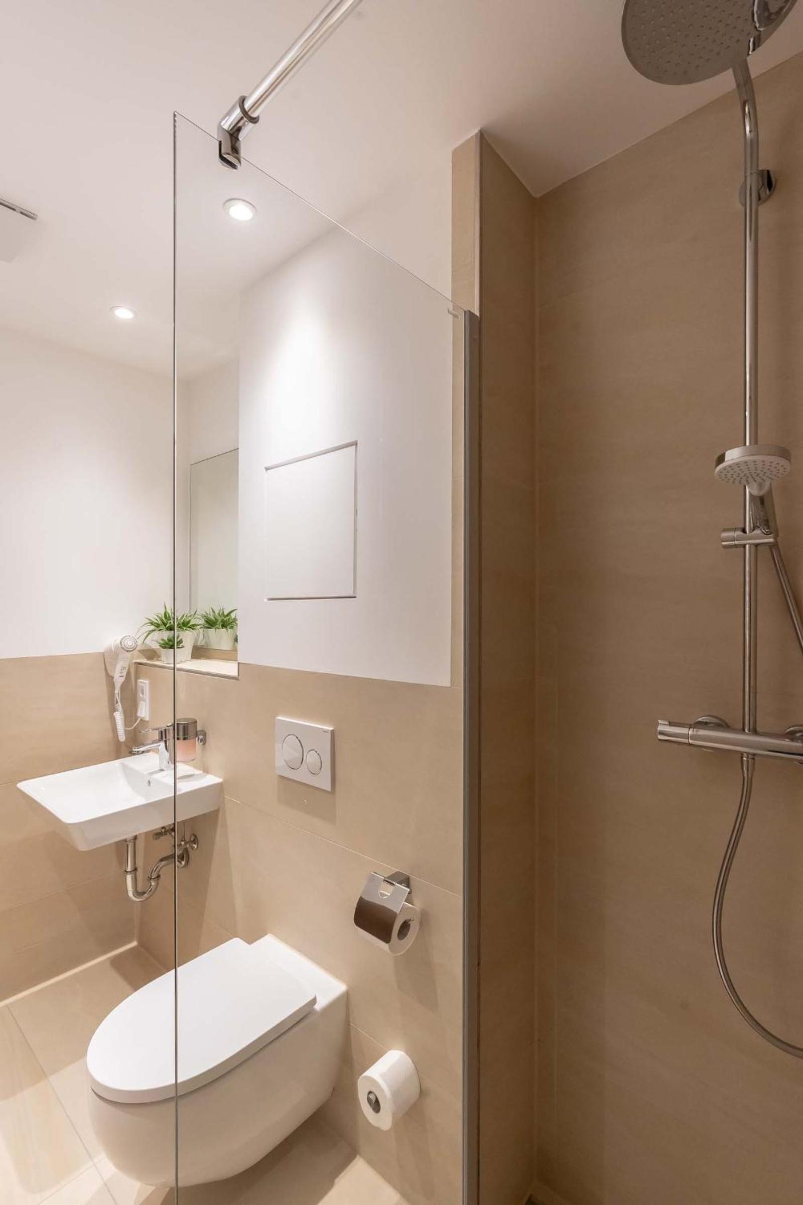 Comfort Triple Room - Photo 7