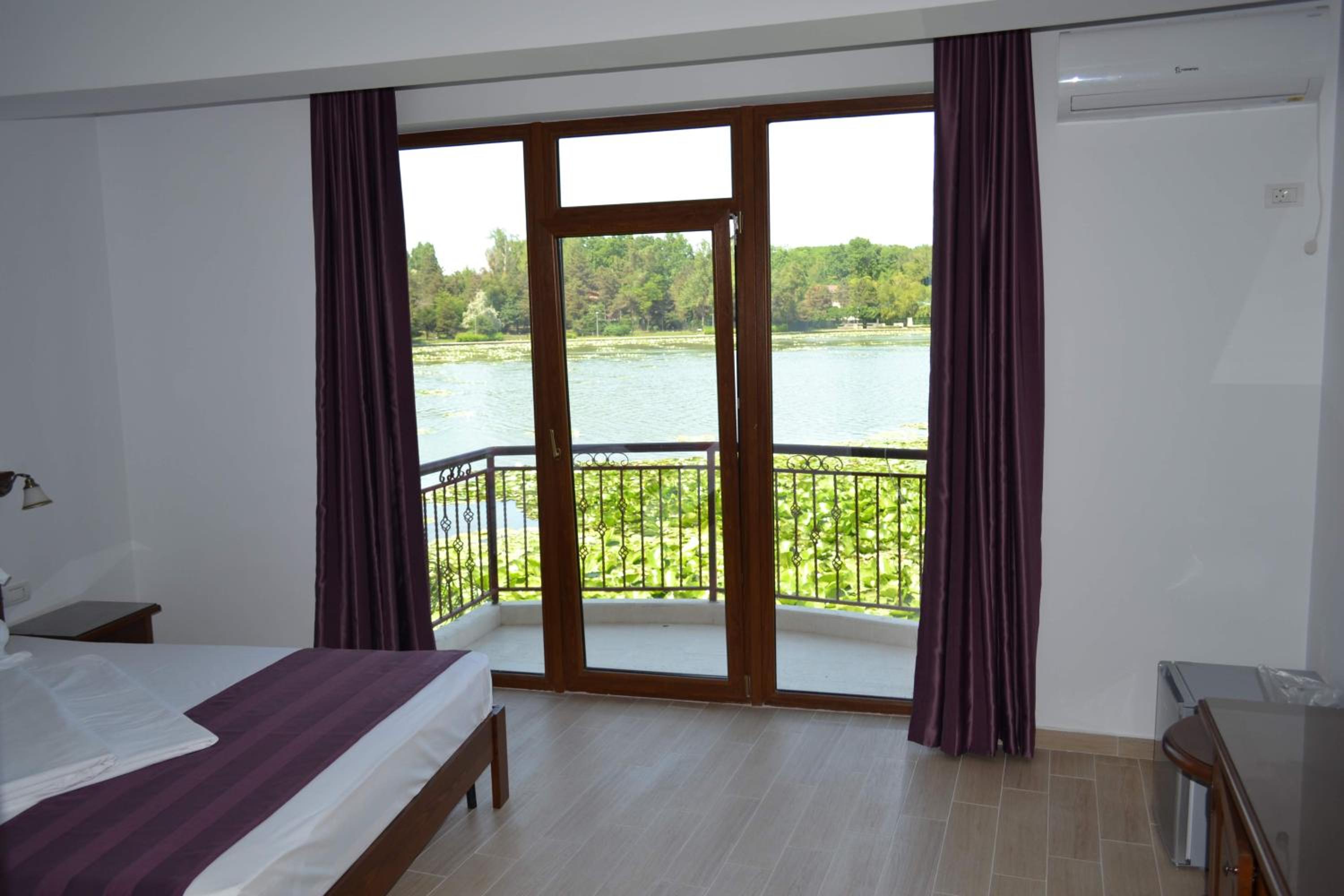 Double Room Ground Floor - Photo 3