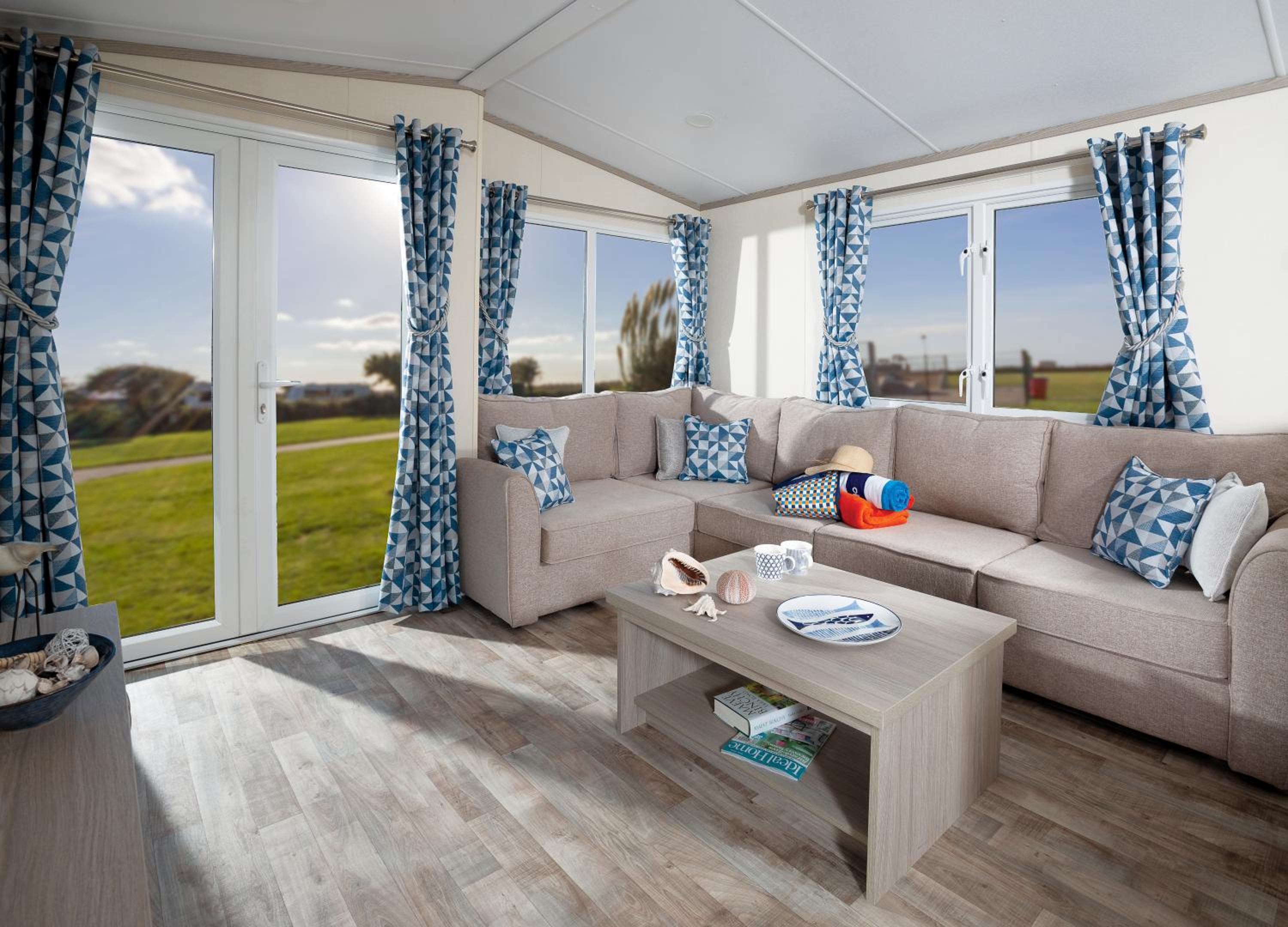 6 Berth Super Deluxe Mobile Home
