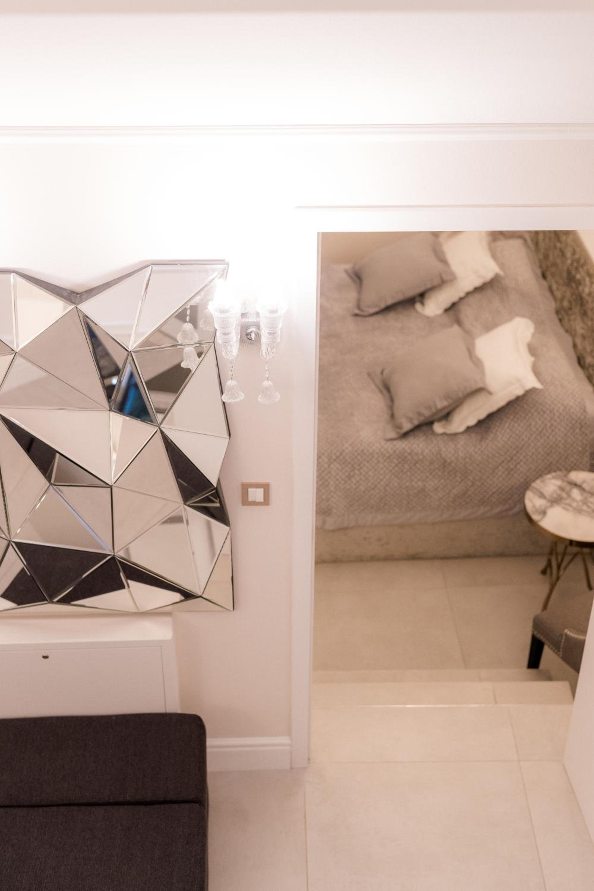 Penthouse Apartment - Photo 11
