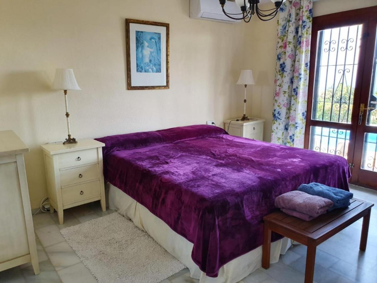 Villa de Tres Habitaciones