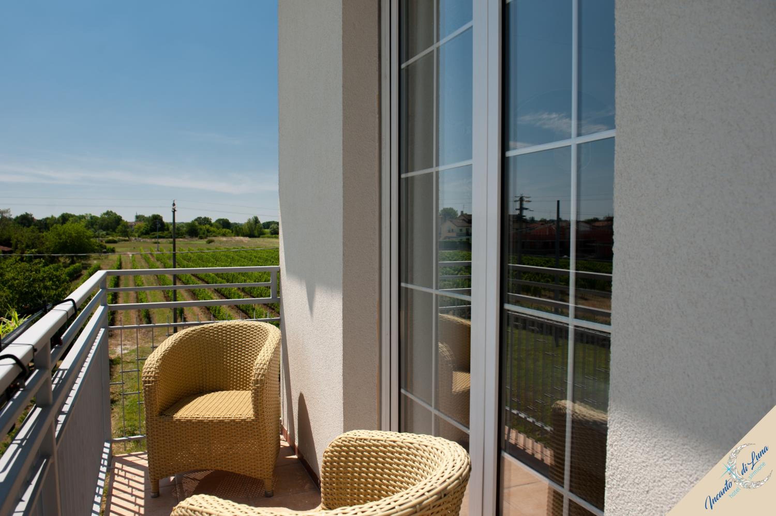Deluxe Double or Twin Room with Balcony - Photo 4
