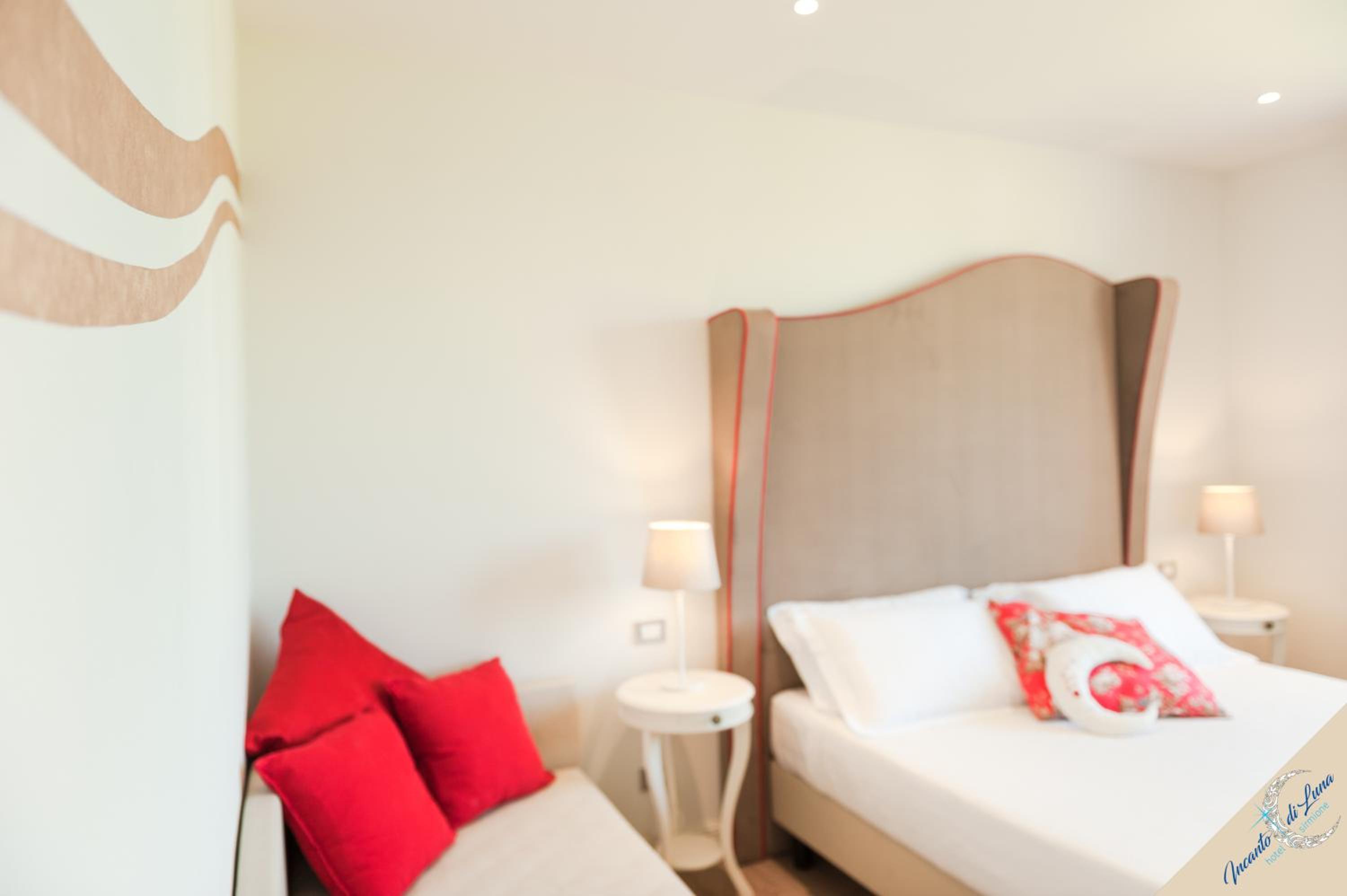 Deluxe Double or Twin Room - Photo 6