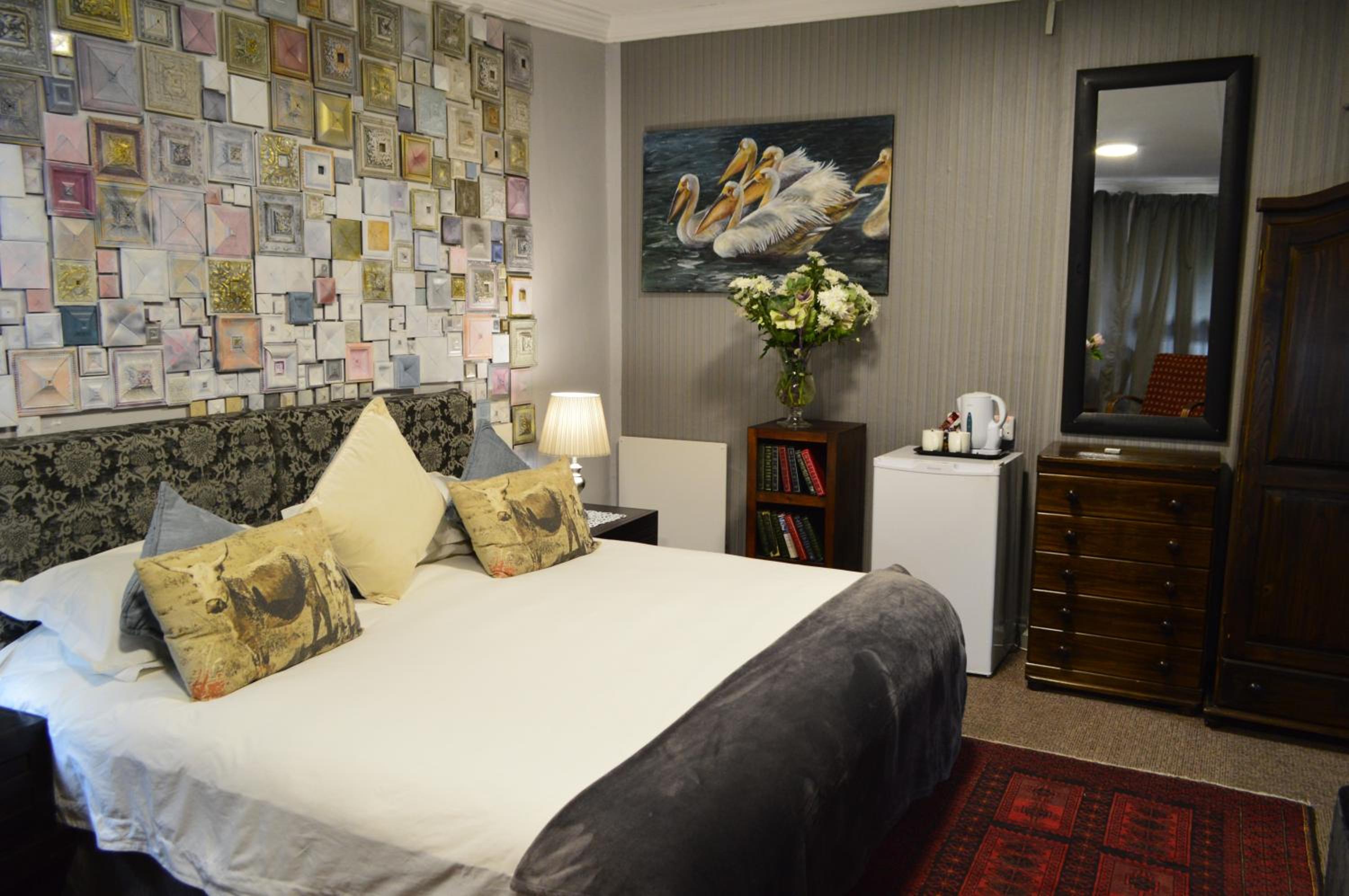 Deluxe King Room - Photo 1