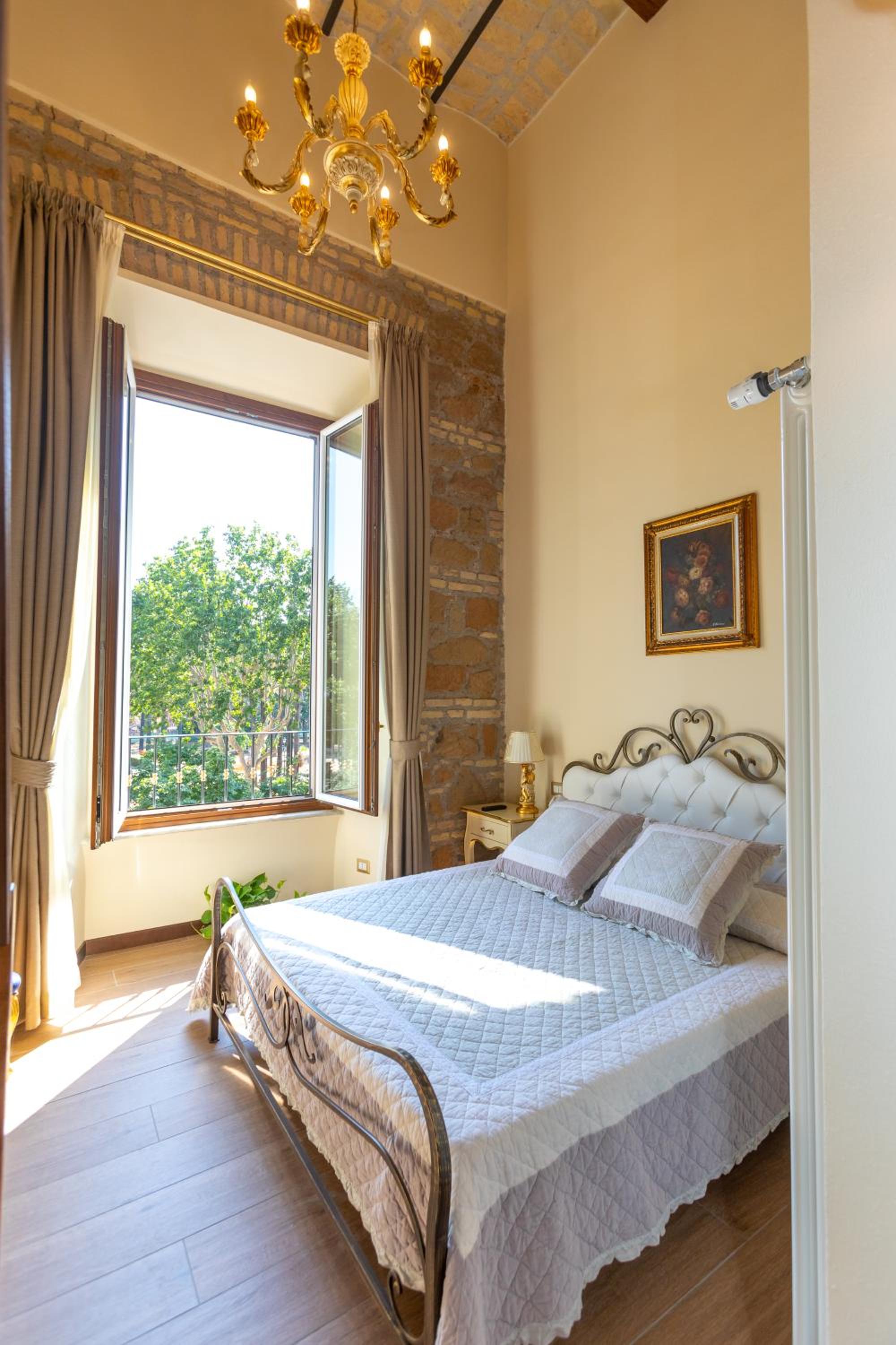 Duplex Quadruple Room