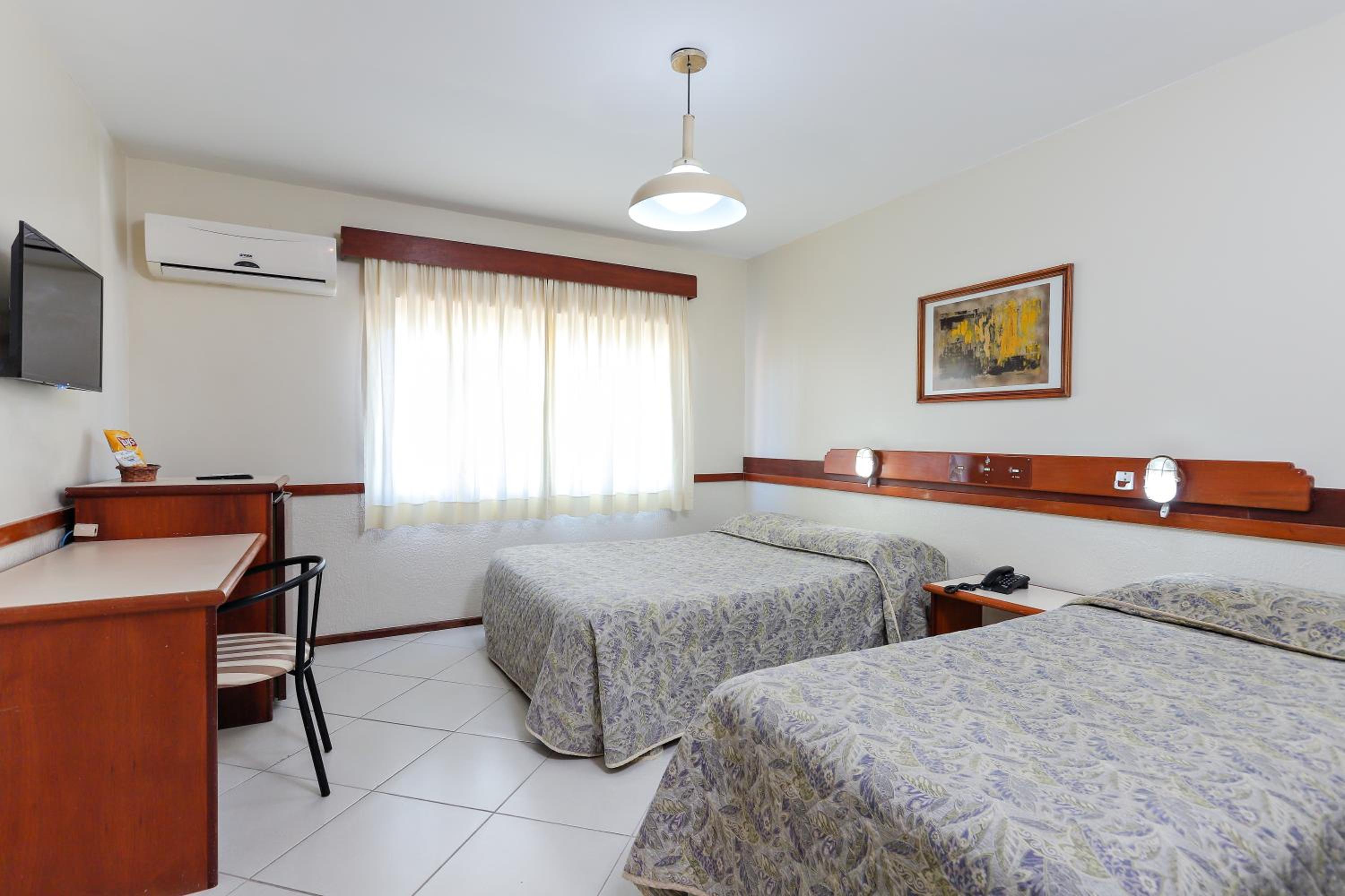 Deluxe Triple Room photo 2