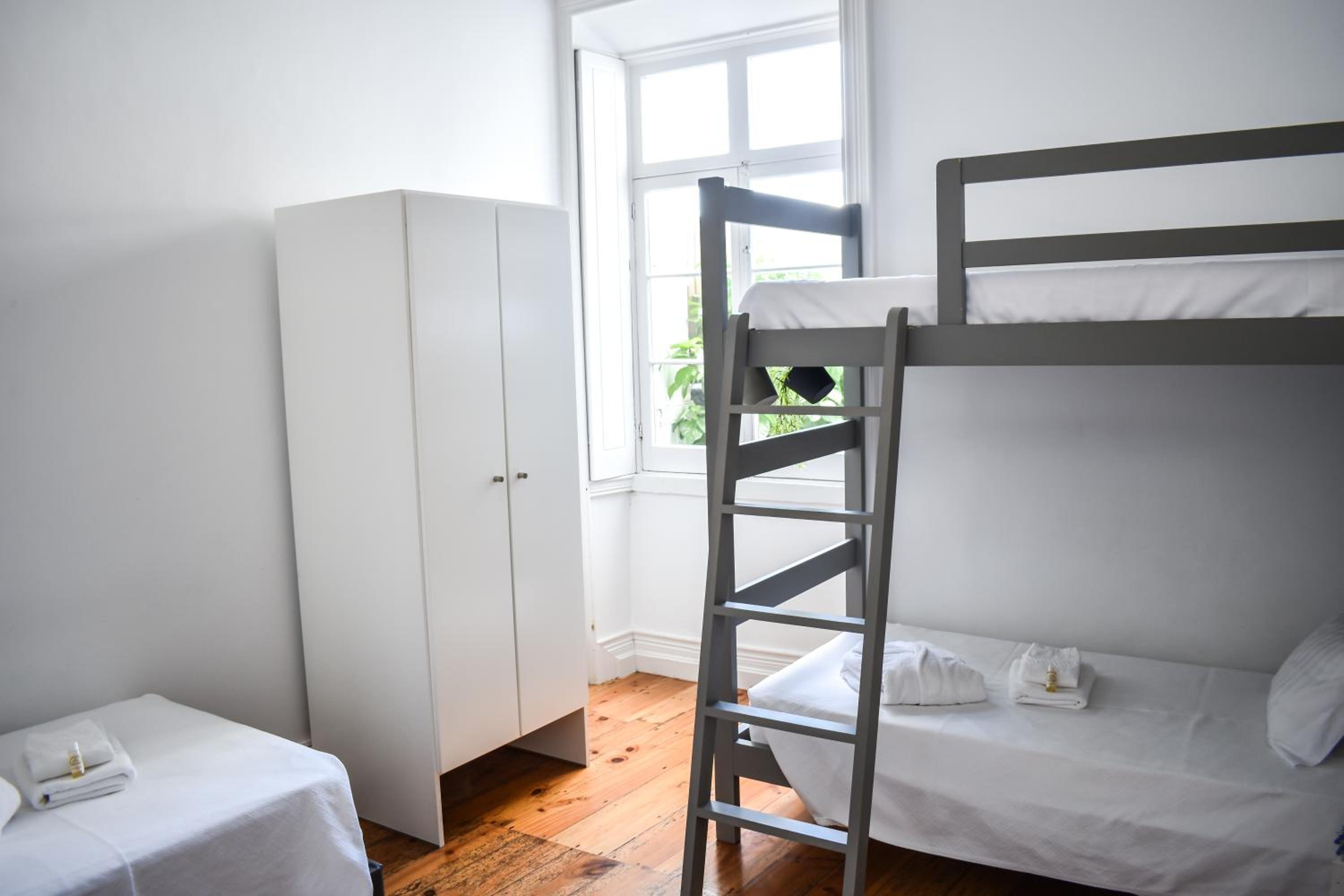 Triple Room with Shared Bathroom photo 1