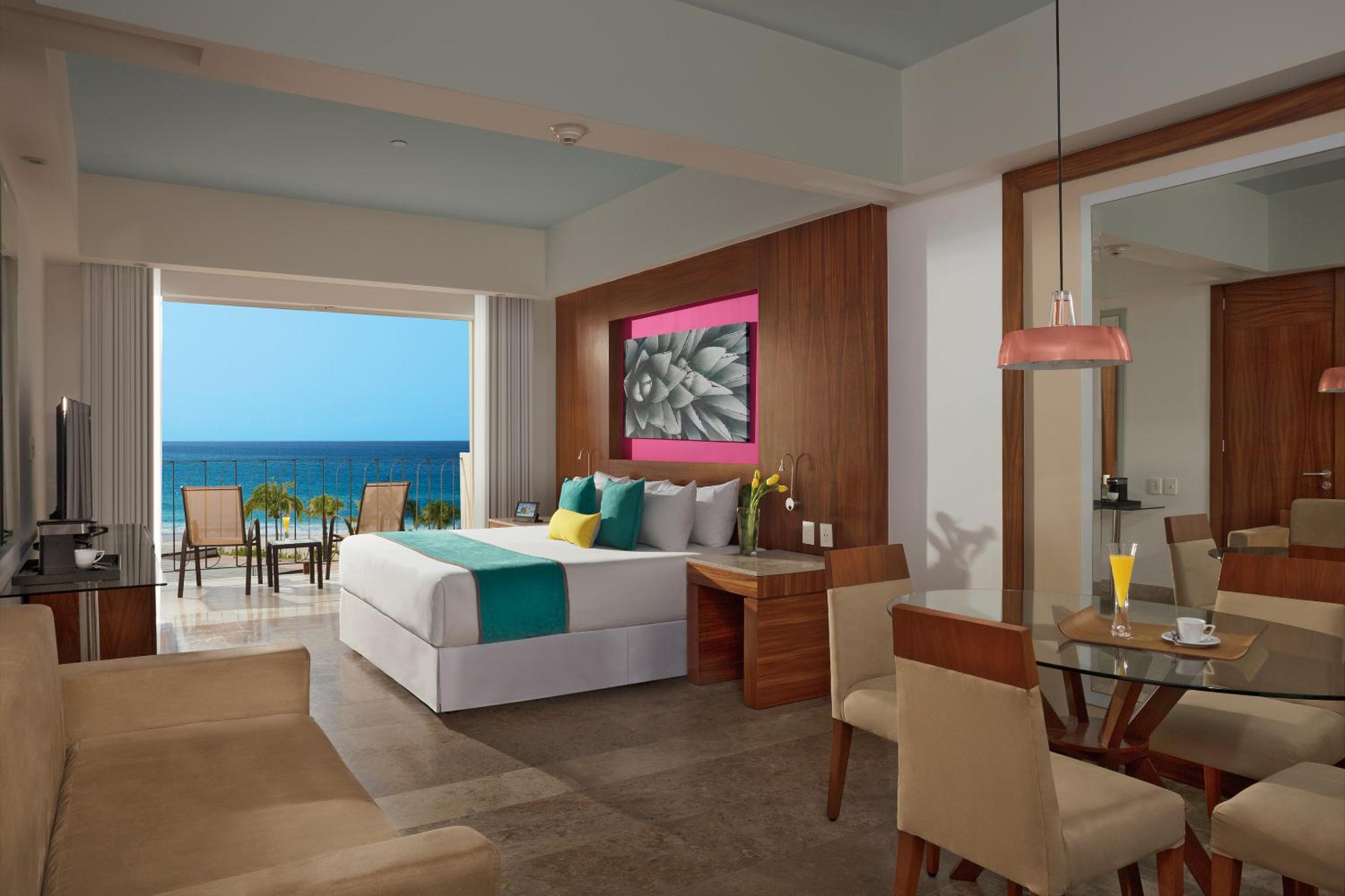 Junior Suite with Sea View photo 3