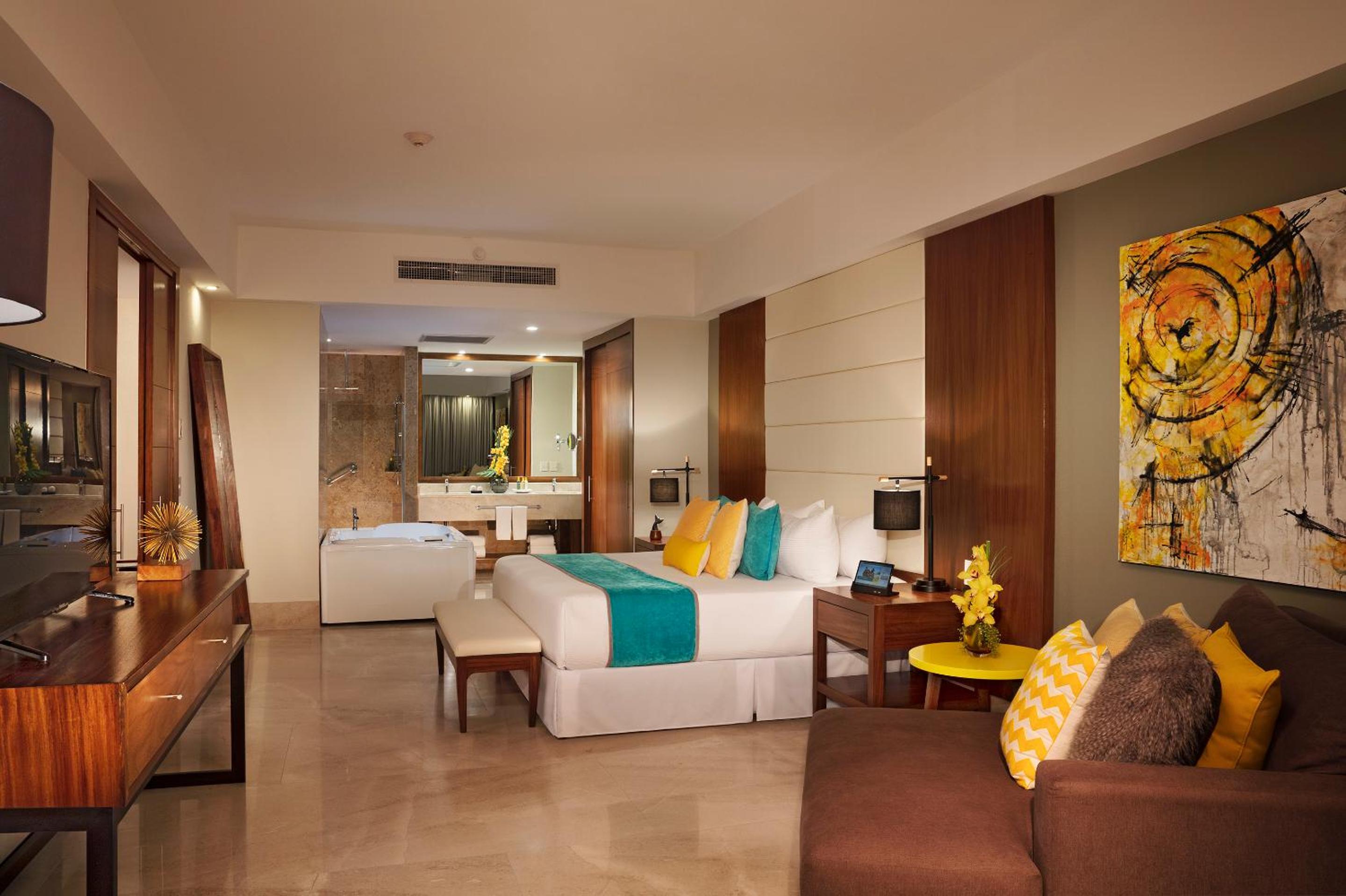 Altitude Presidential Suite Ocean View photo 3