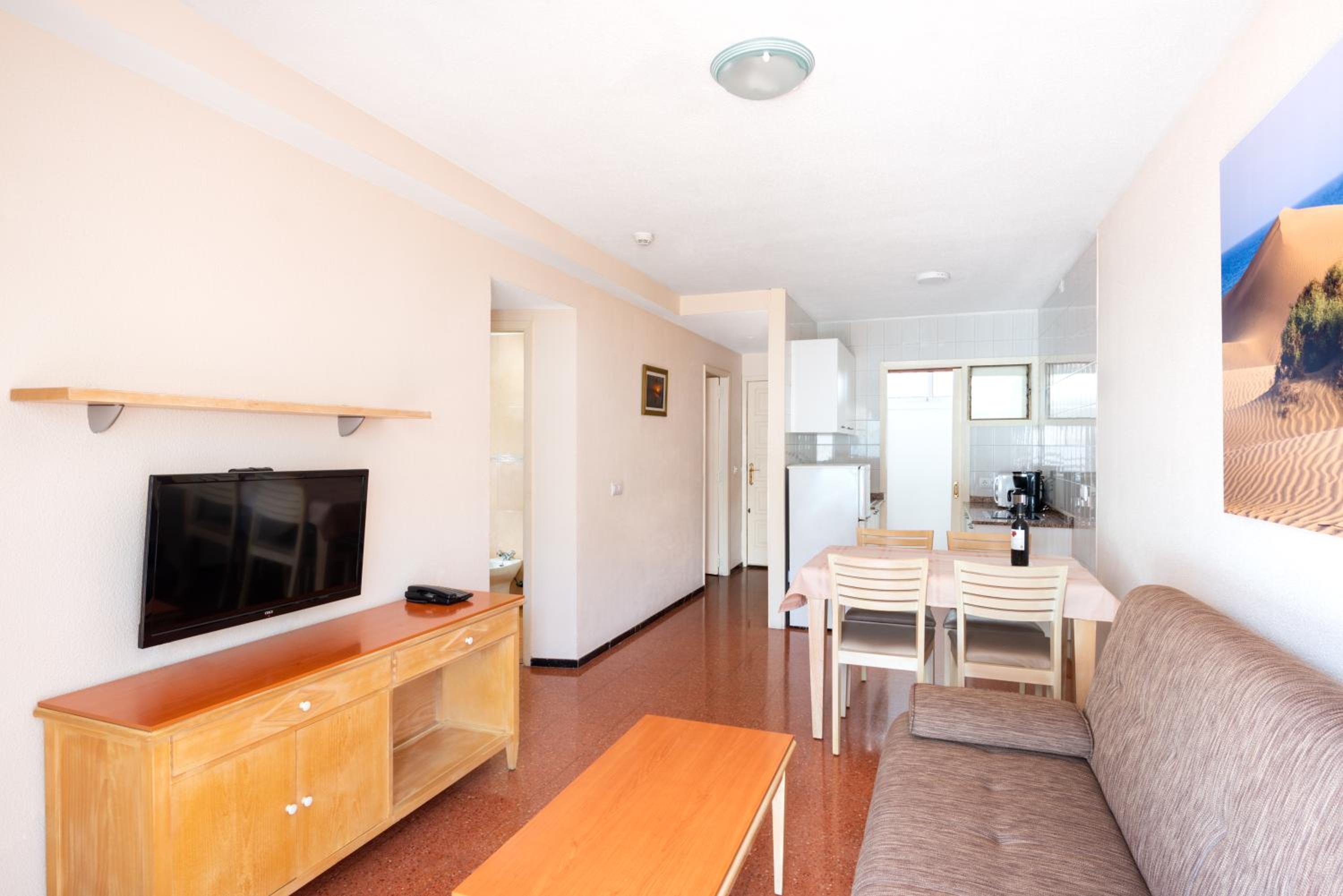 Apartment - Photo 3