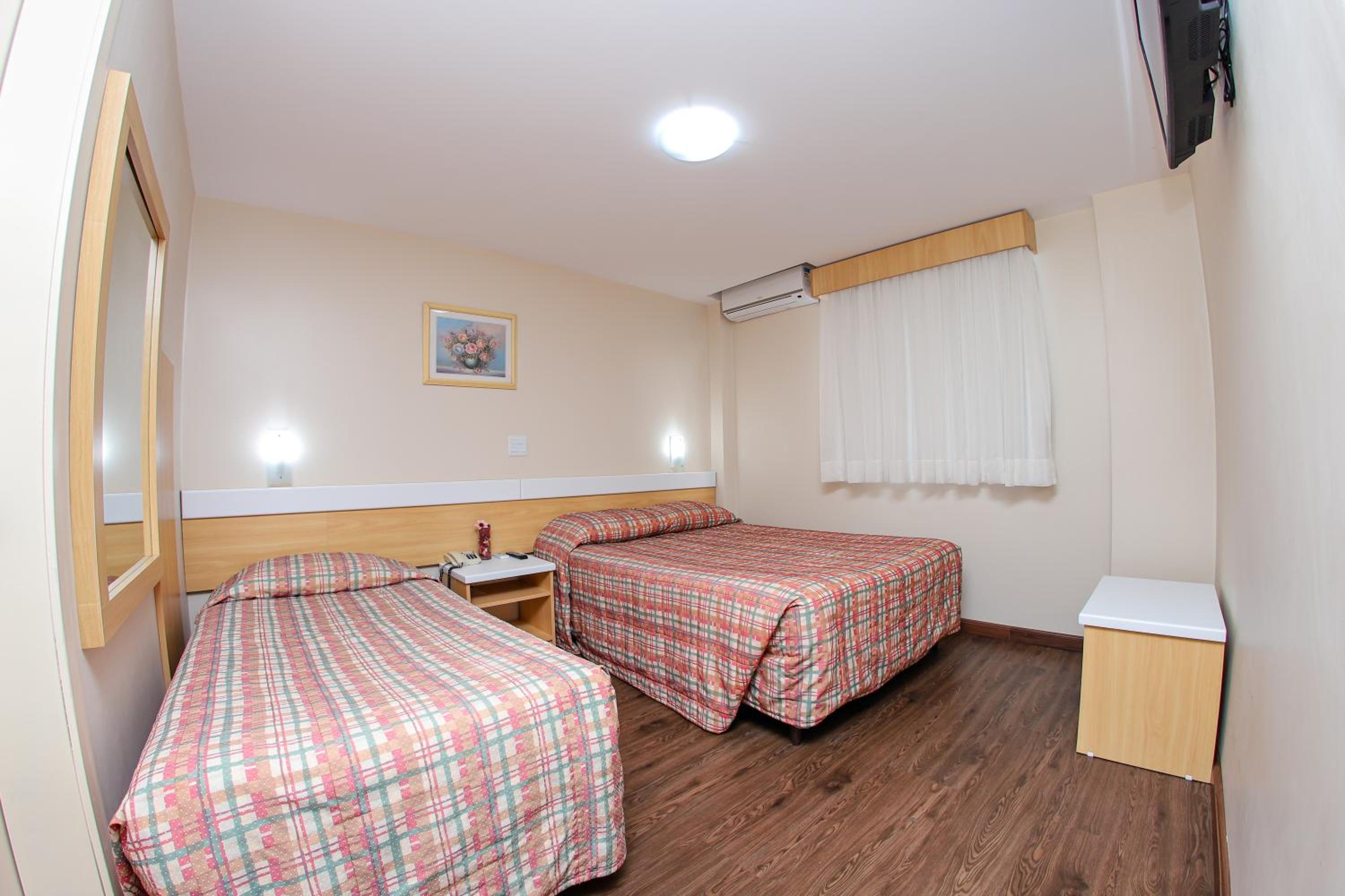 Deluxe Triple Room photo 3