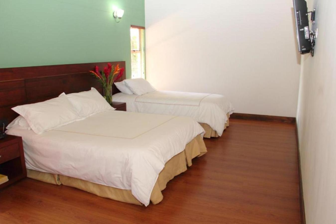 Triple Room - Photo 2