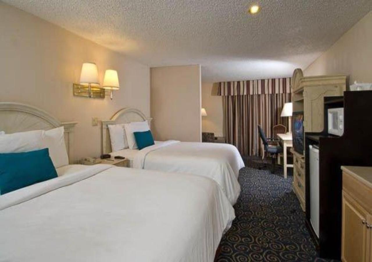 Queen Room with Two Queen Beds with Walk In Shower