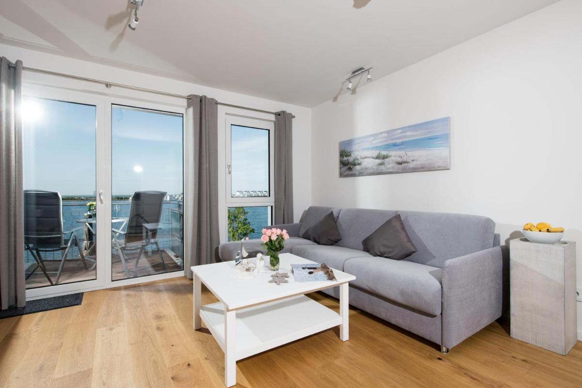 Apartment with Sea View photo 3