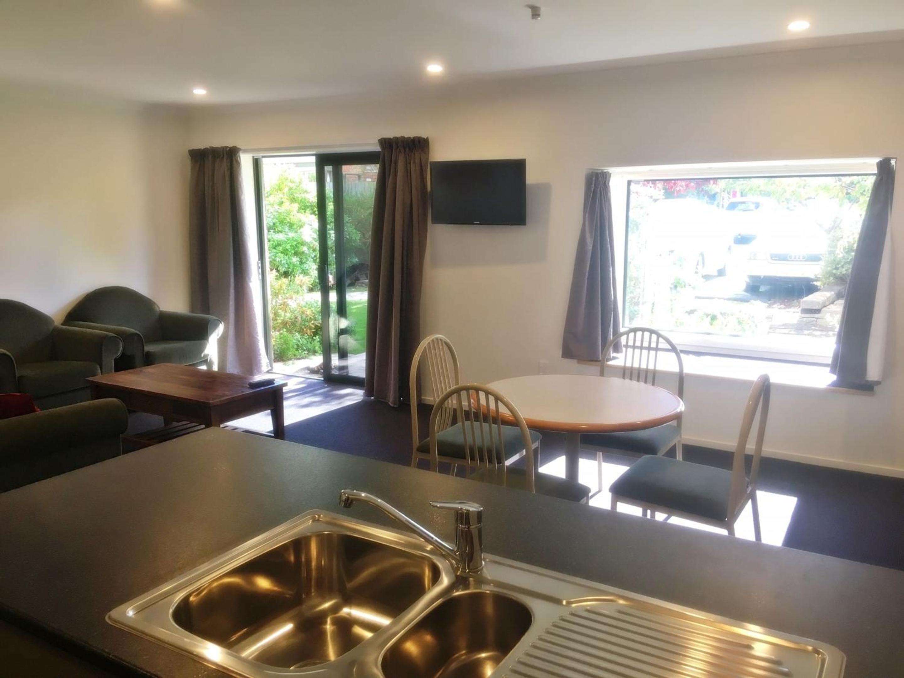 Superior Suite - Photo 1