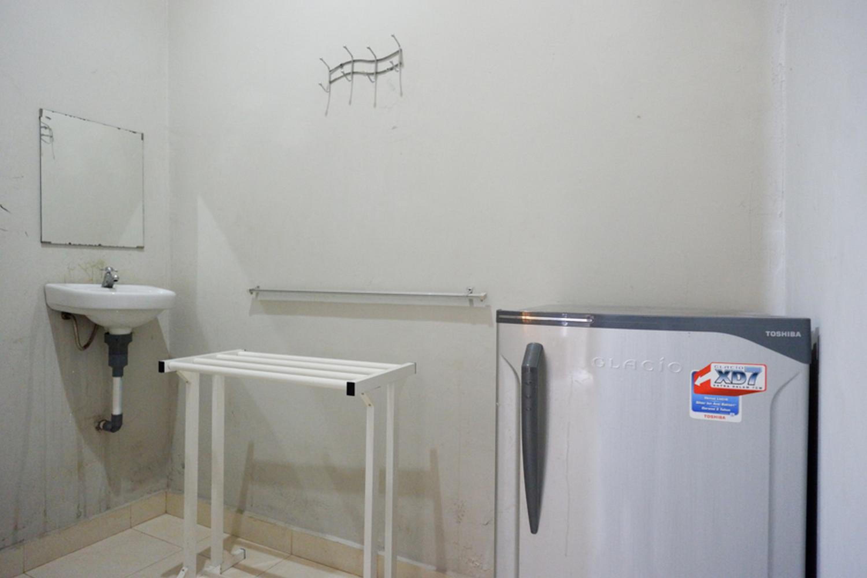 Double Room - Photo 7