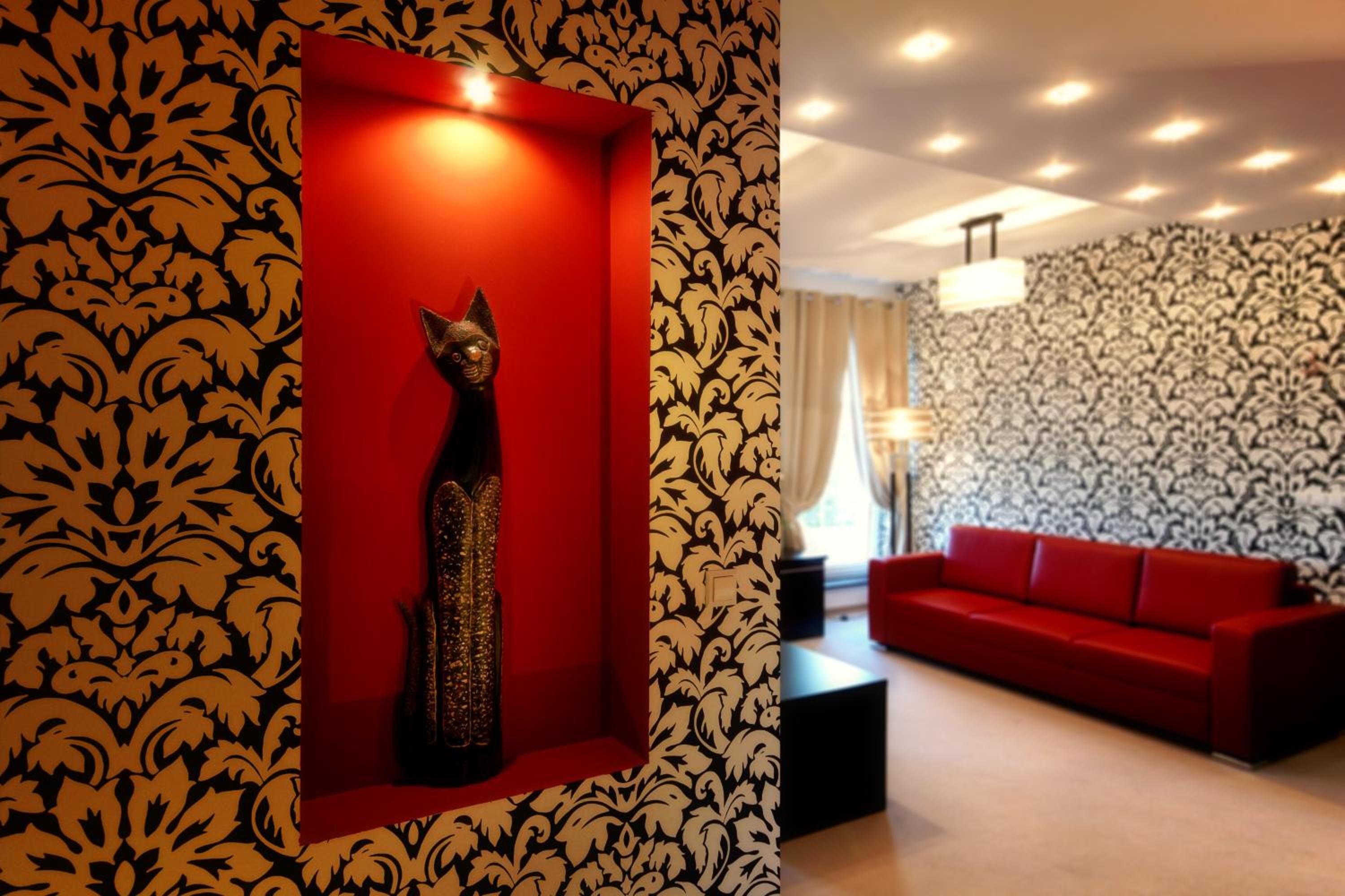 Deluxe Suite - Photo 10