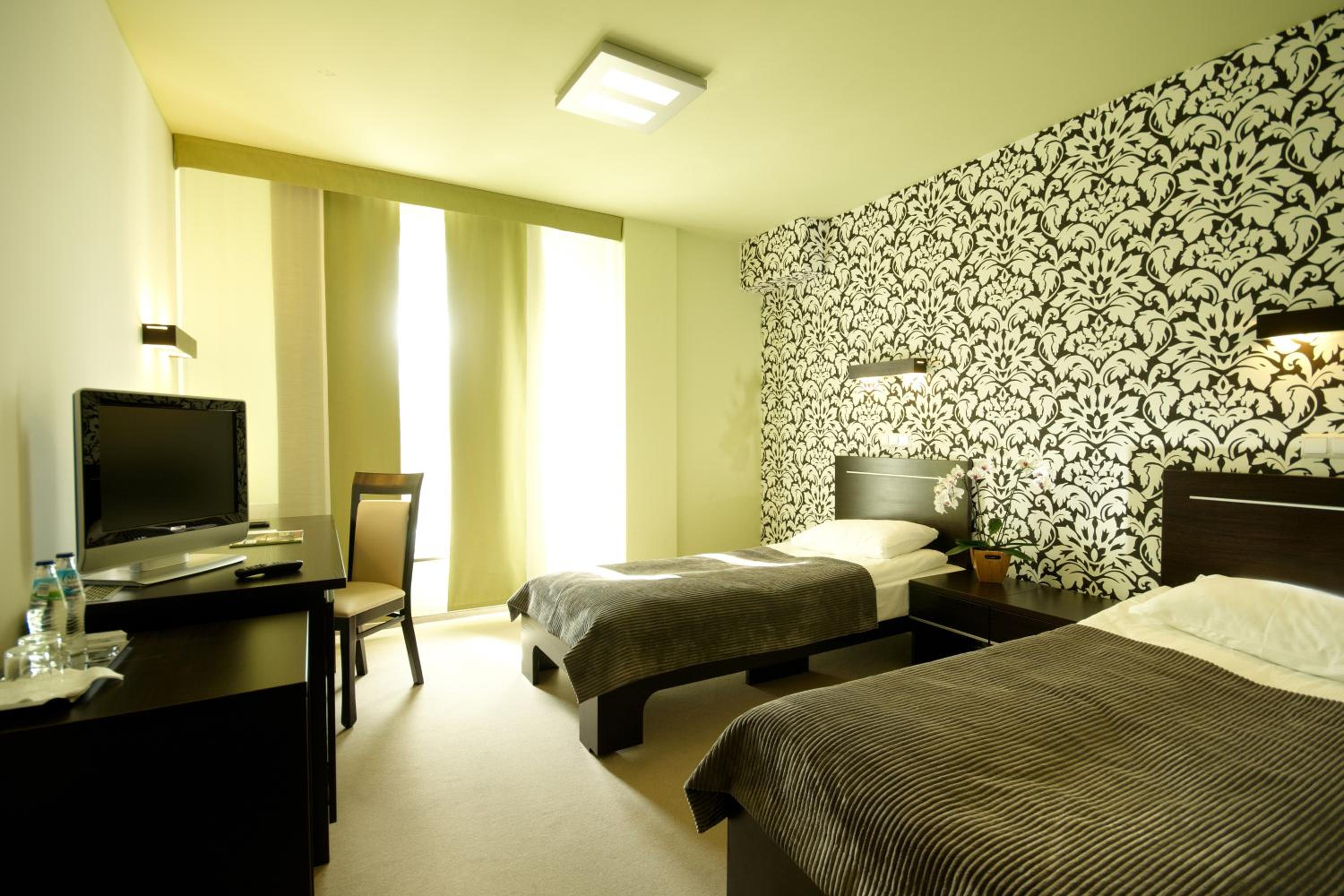 Double or Twin Room - Photo 1