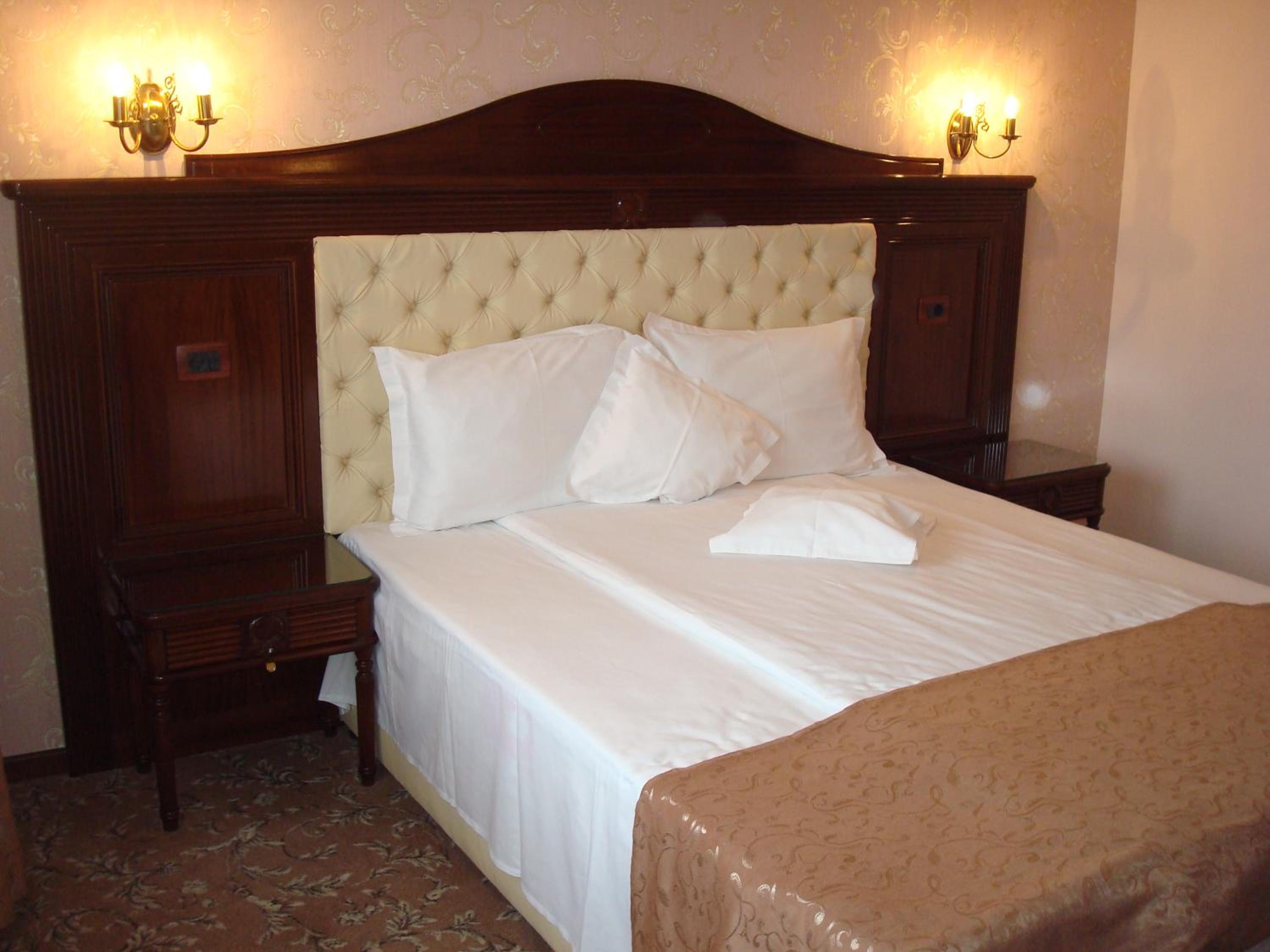 One-Bedroom Suite photo 1