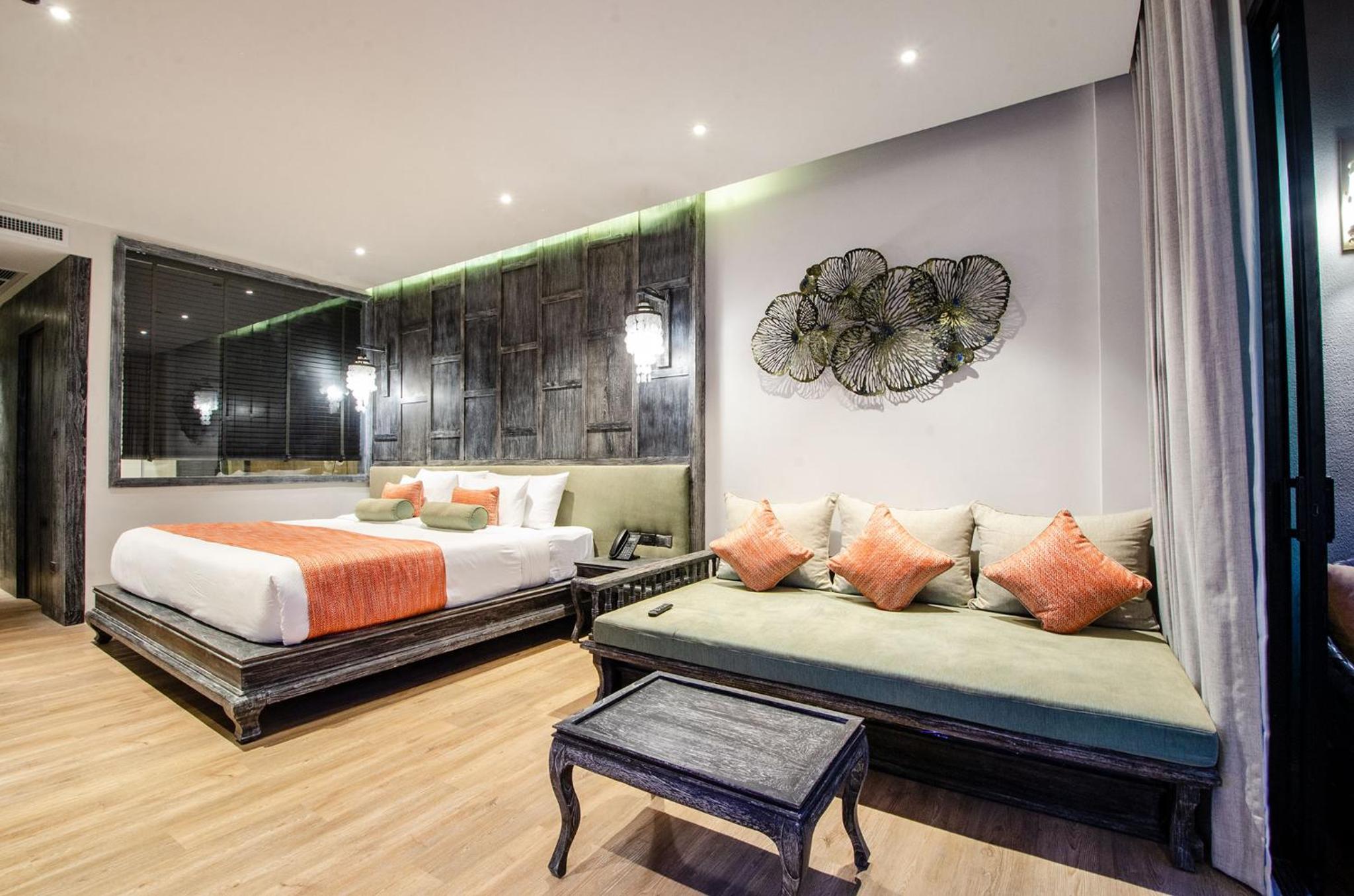 Deluxe Double or Twin Room with Pool View - Photo 4