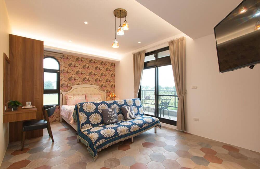Queen Room with Balcony