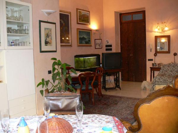 Double or Twin Room with Private Bathroom